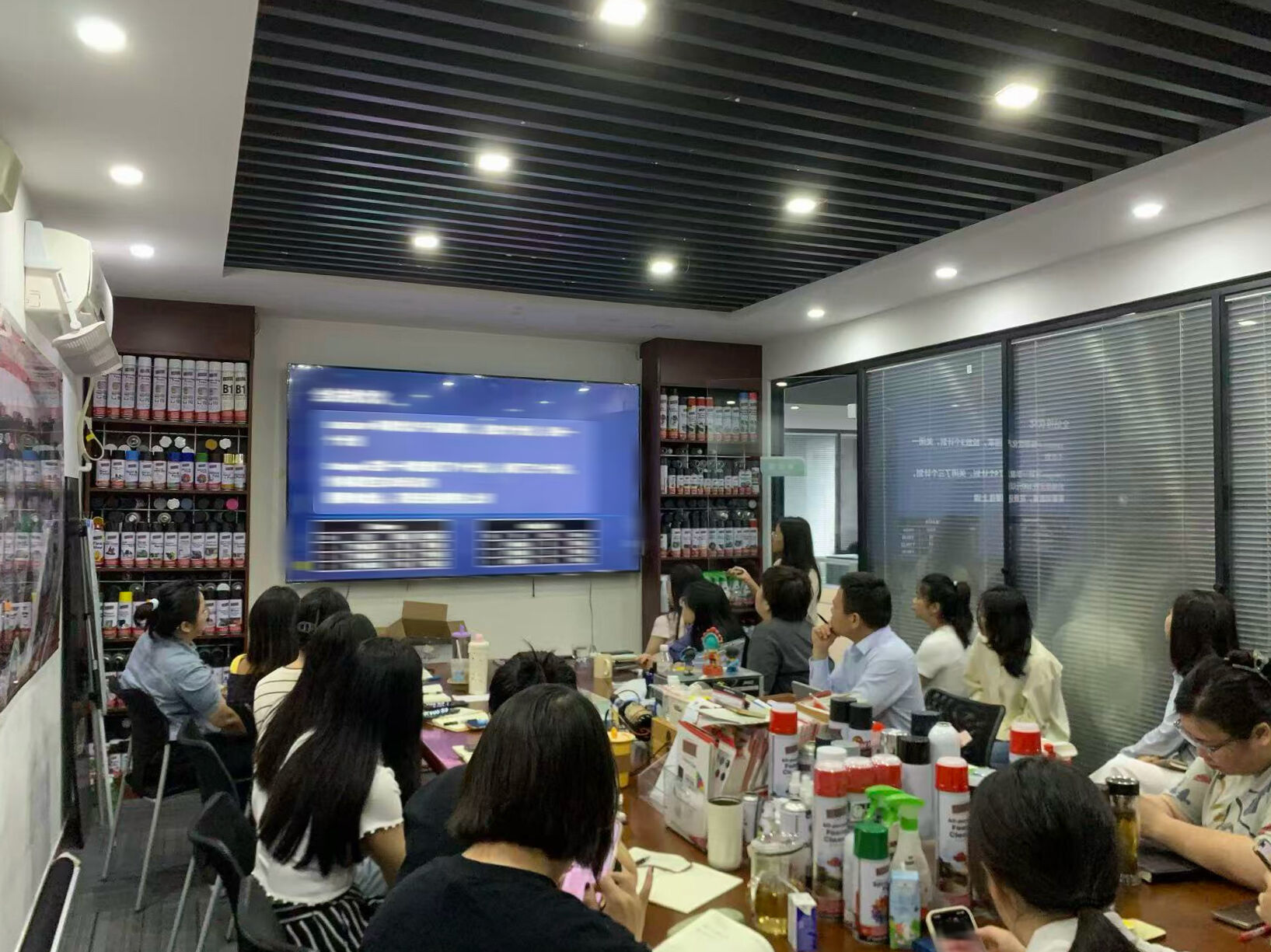 AEROPAK spray paint production and quality control.jpg