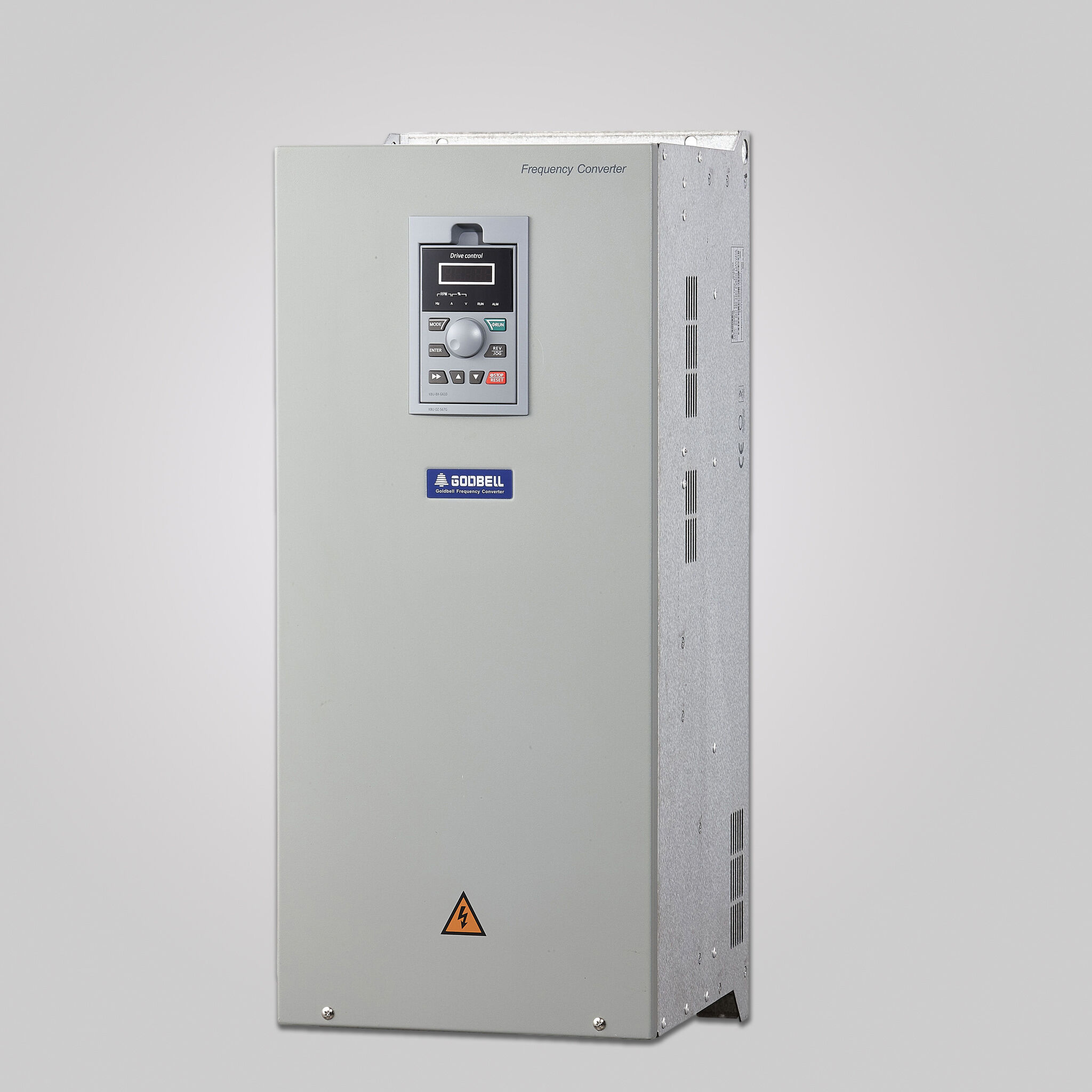 Why Choose MPPT Solar Pump Inverter for Water Supply?