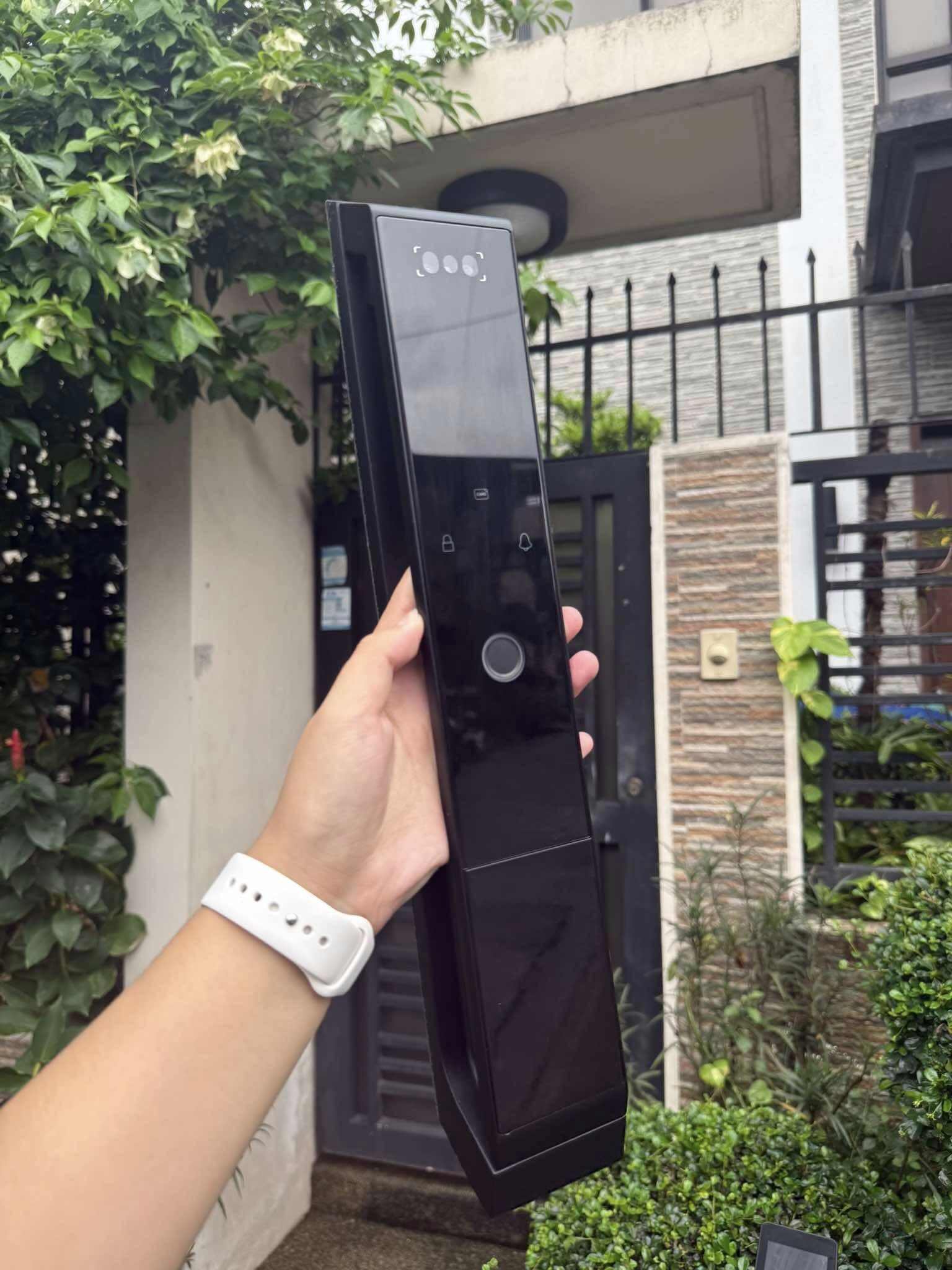 Bukasan ang Hindi Matalinong Seguridad: Itaas ang Iyong Tahanan kasama ang LaDing Smart Locks