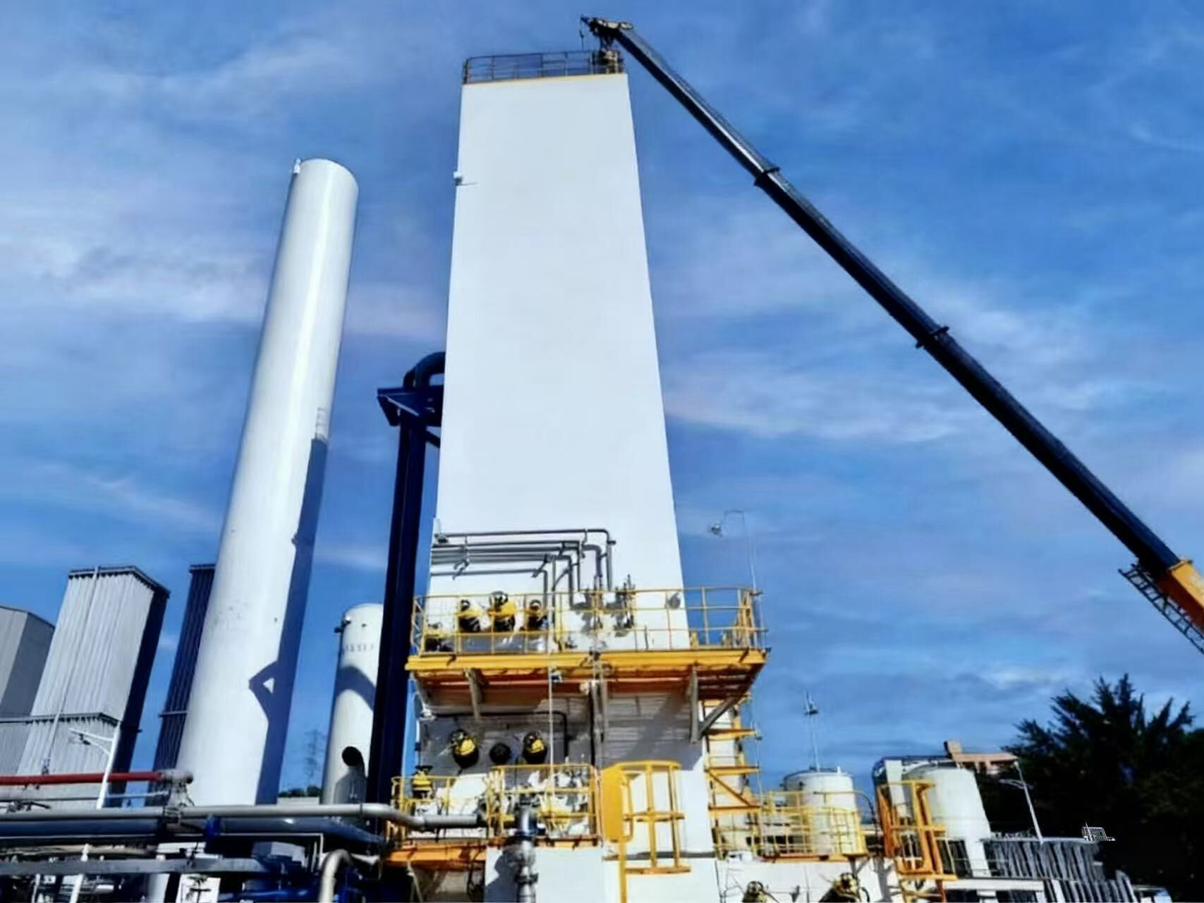 2000Nm3/h dušika (cilindrična hladna kutija) postrojenje+ 4000Nm3/h postrojenje za dušik u provinciji Guangdong