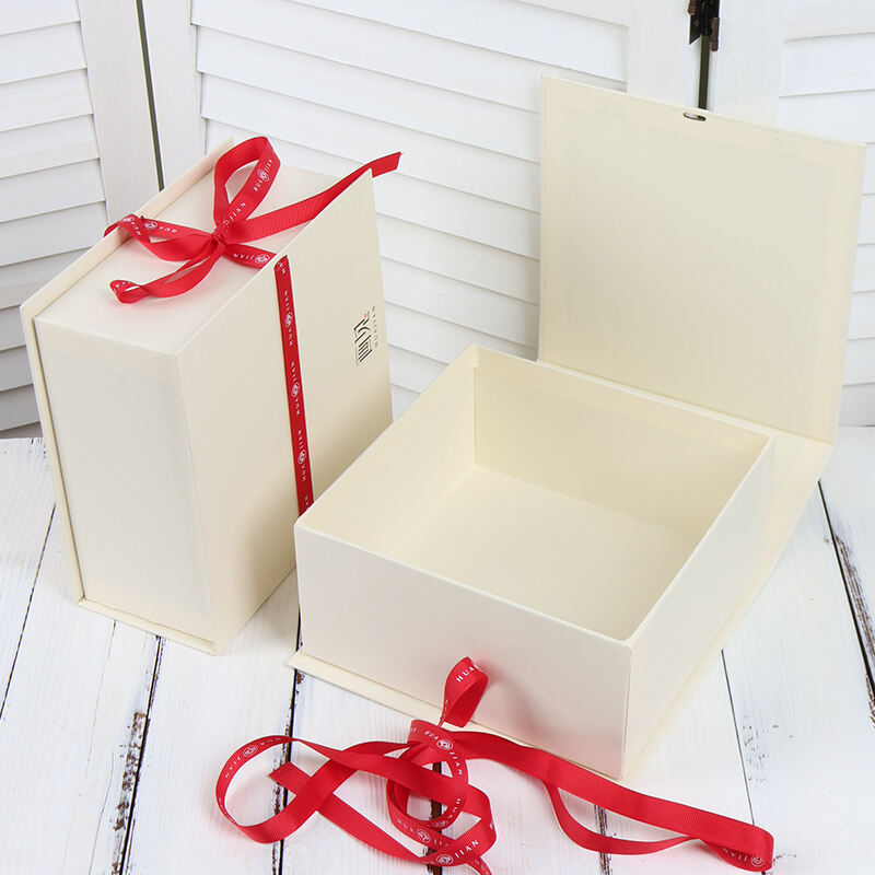 What materials make customized gift boxes durable for small home appliances?