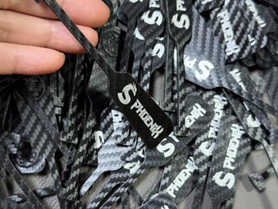 Vai nepieciešami gravējami un reljefi neregulāri grāmatzīmes?