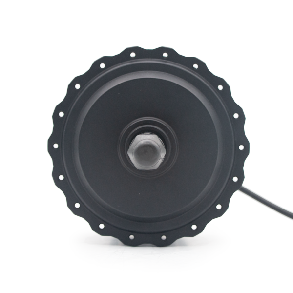 איך מנועים חשמליים לאופניים משפרים את הביצועים ואת חוויית הרכיבה?