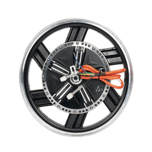 كيف يُحسِّن محرك وسطي بقطر 17 بوصة وبقدرة 1000 واط تجربة قيادتك؟