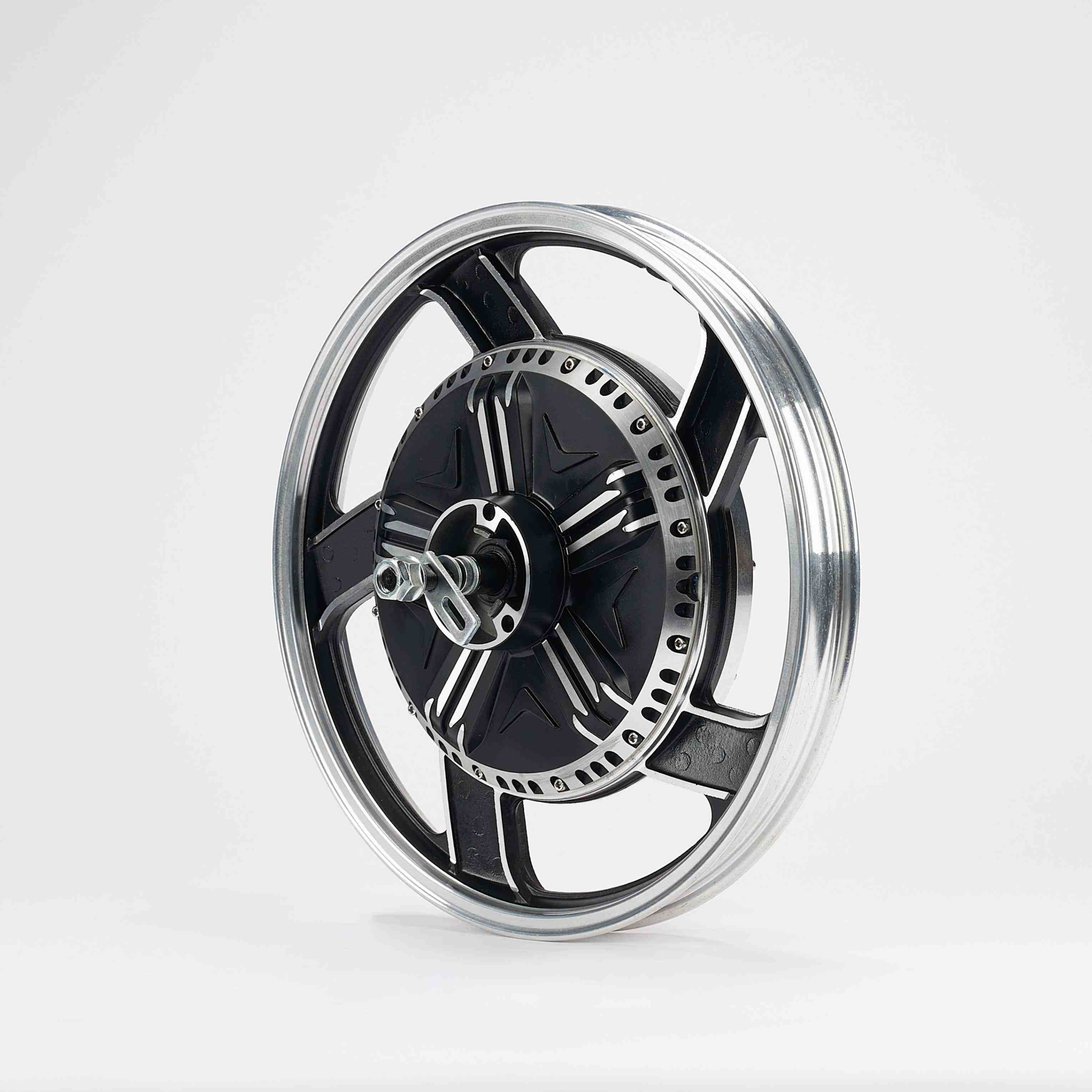 أين يمكن العثور على محركات وسطية عالية الجودة بقطر 17 بوصة وبقدرة 1000 واط وبأسعار تنافسية؟