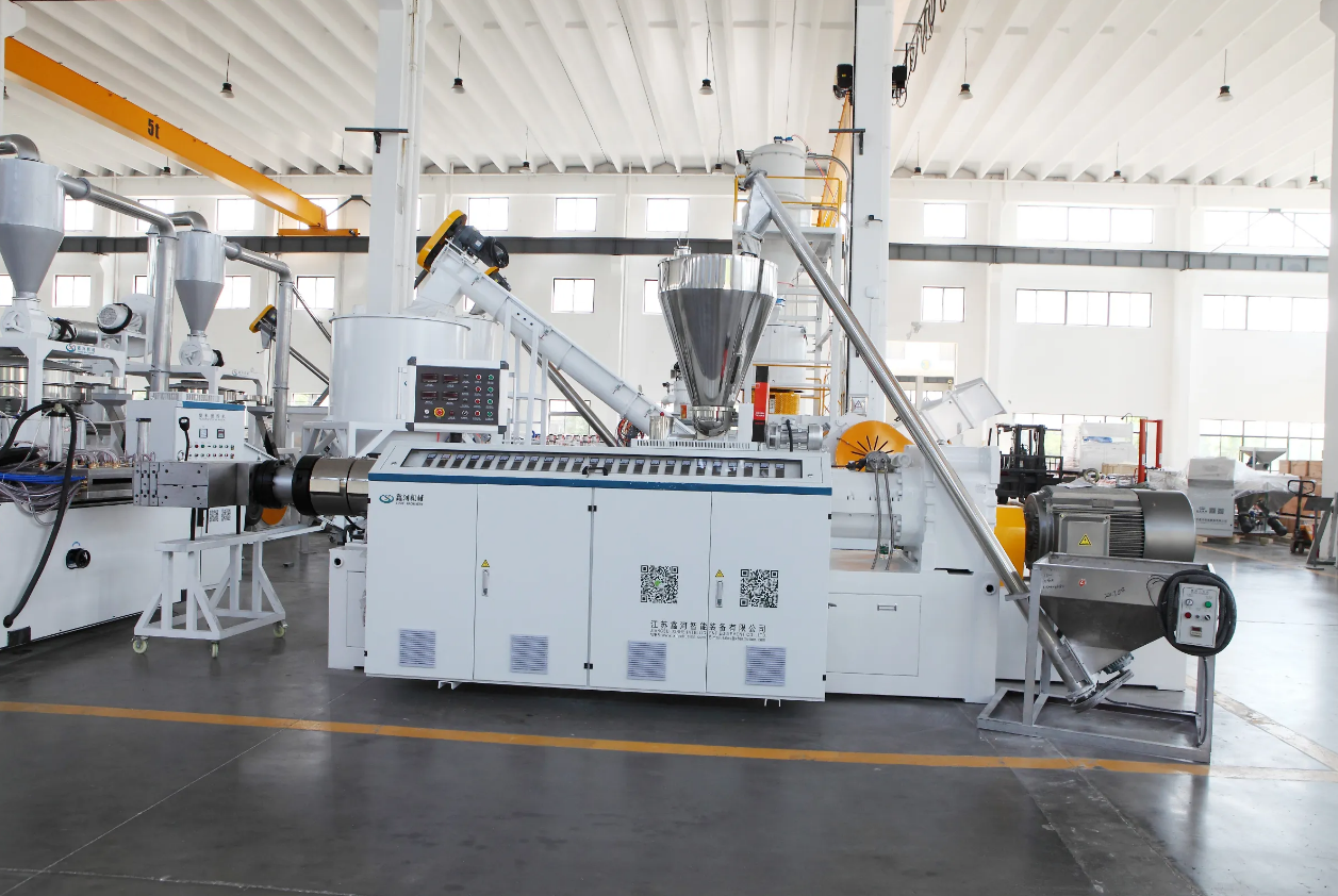 The differences between WPC door production lines and PVC door production lines are:
