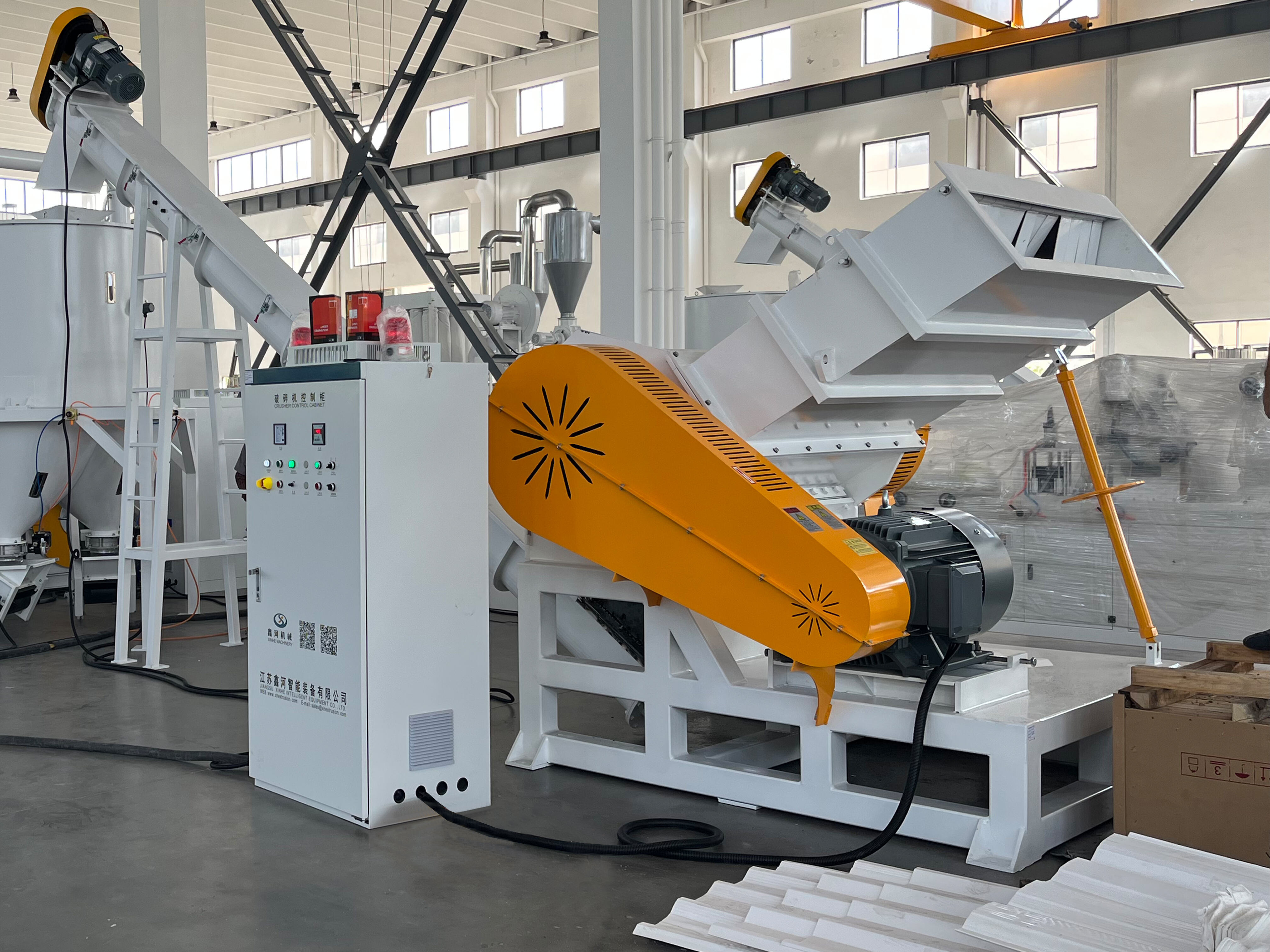 PVC PE PP Plastik Kırma üçün SWP Series Horizontal Crusher Machine