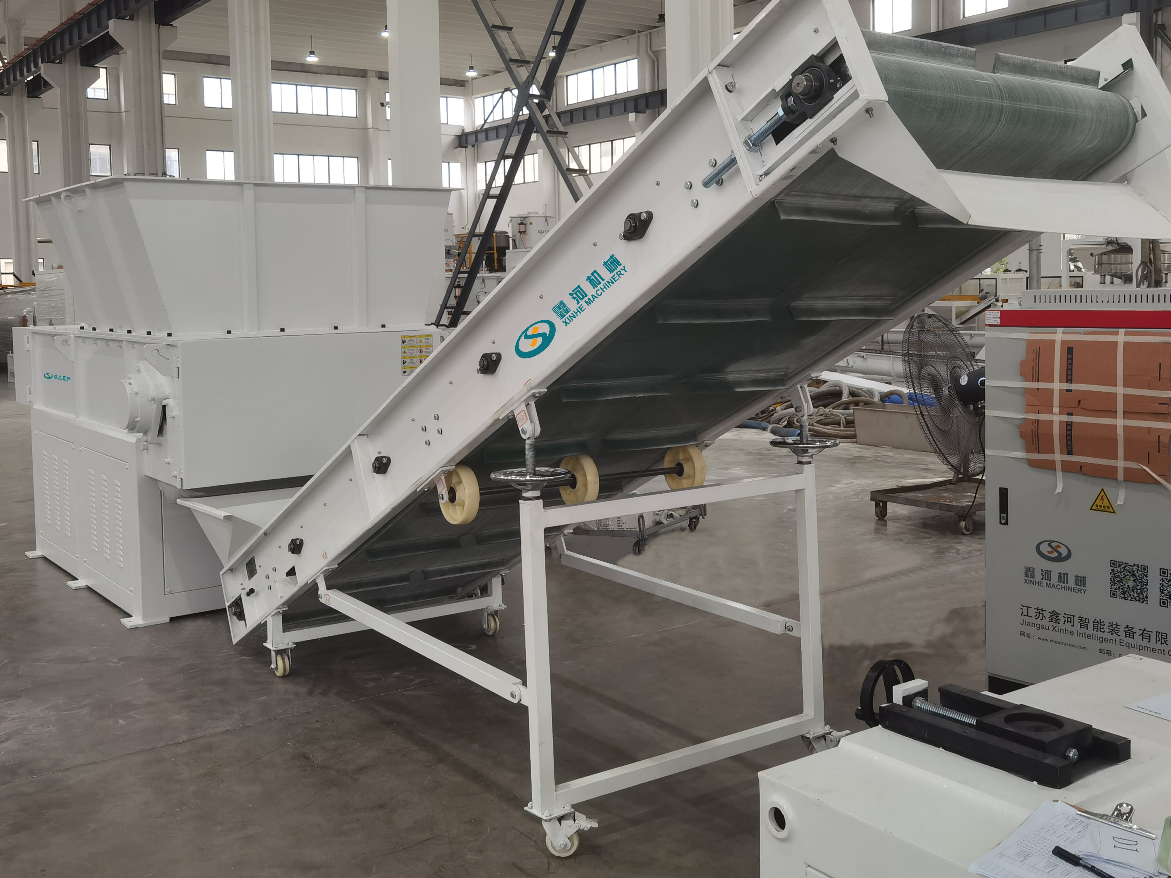 PVC PE HDPE LDPE Plastic Single Shaft Recycling Shredder Machine