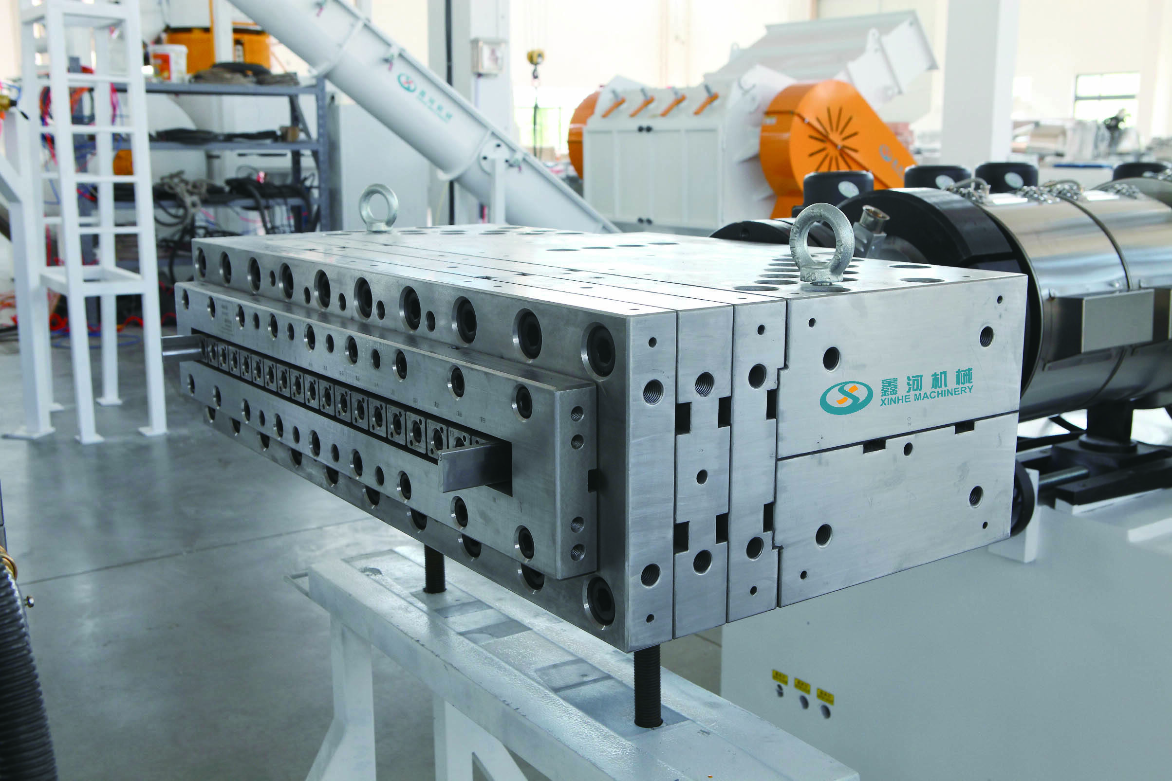 Latest Trends in Plastic Extrusion Die Design