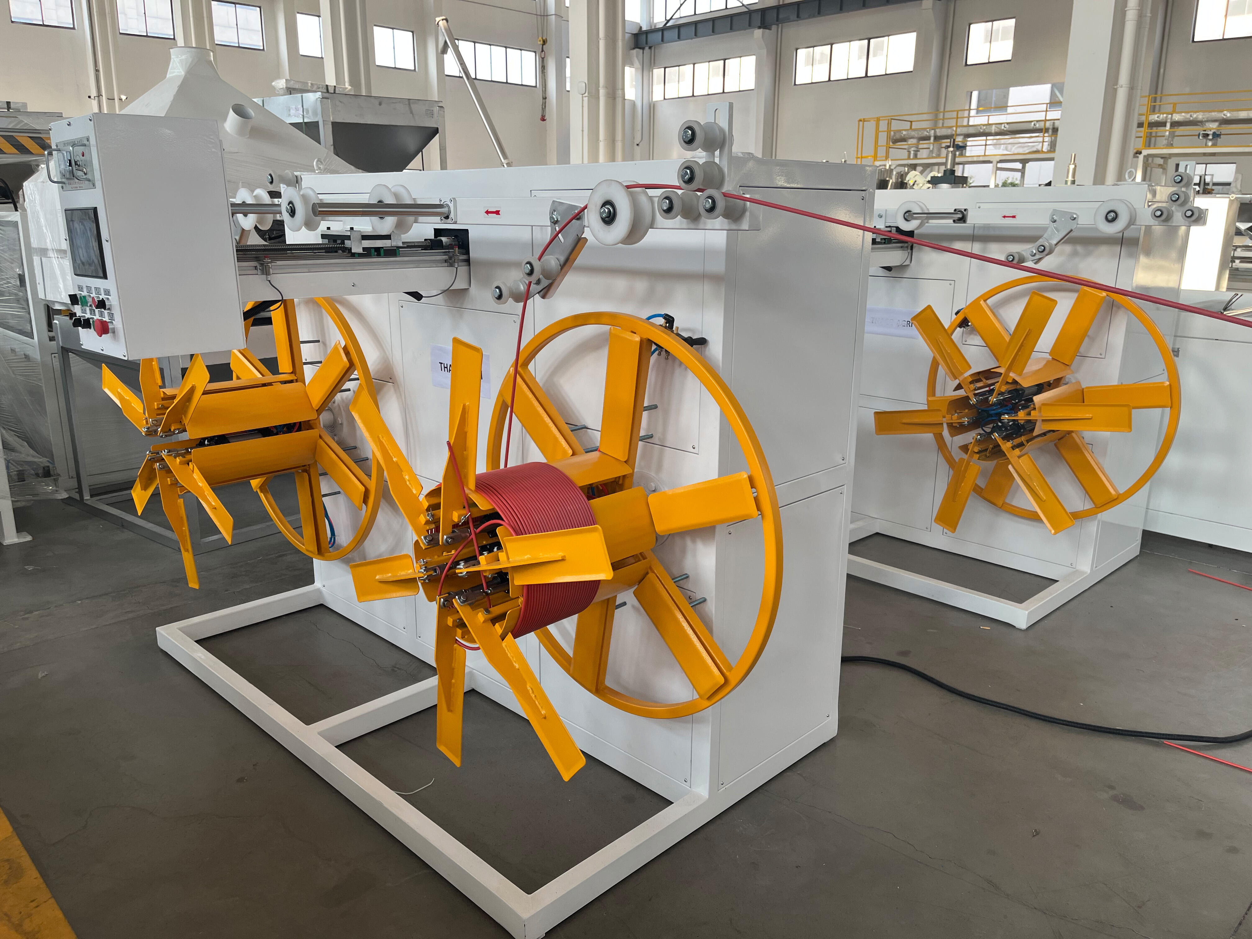 20m/min Three-layer HDPE pipe co-extrusion production line