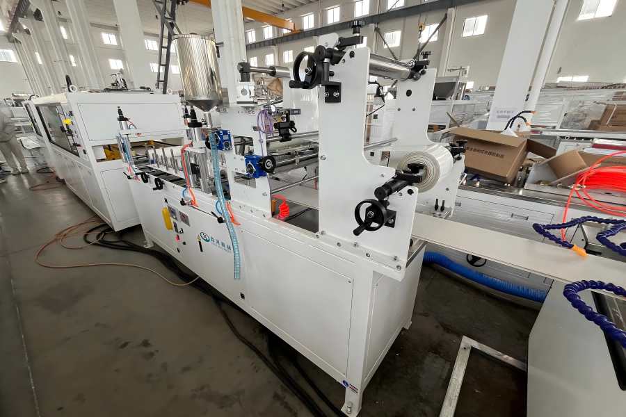 The difference between a PVC ceiling production line with a product output of 15 meters per minute and a PVC ceiling production li