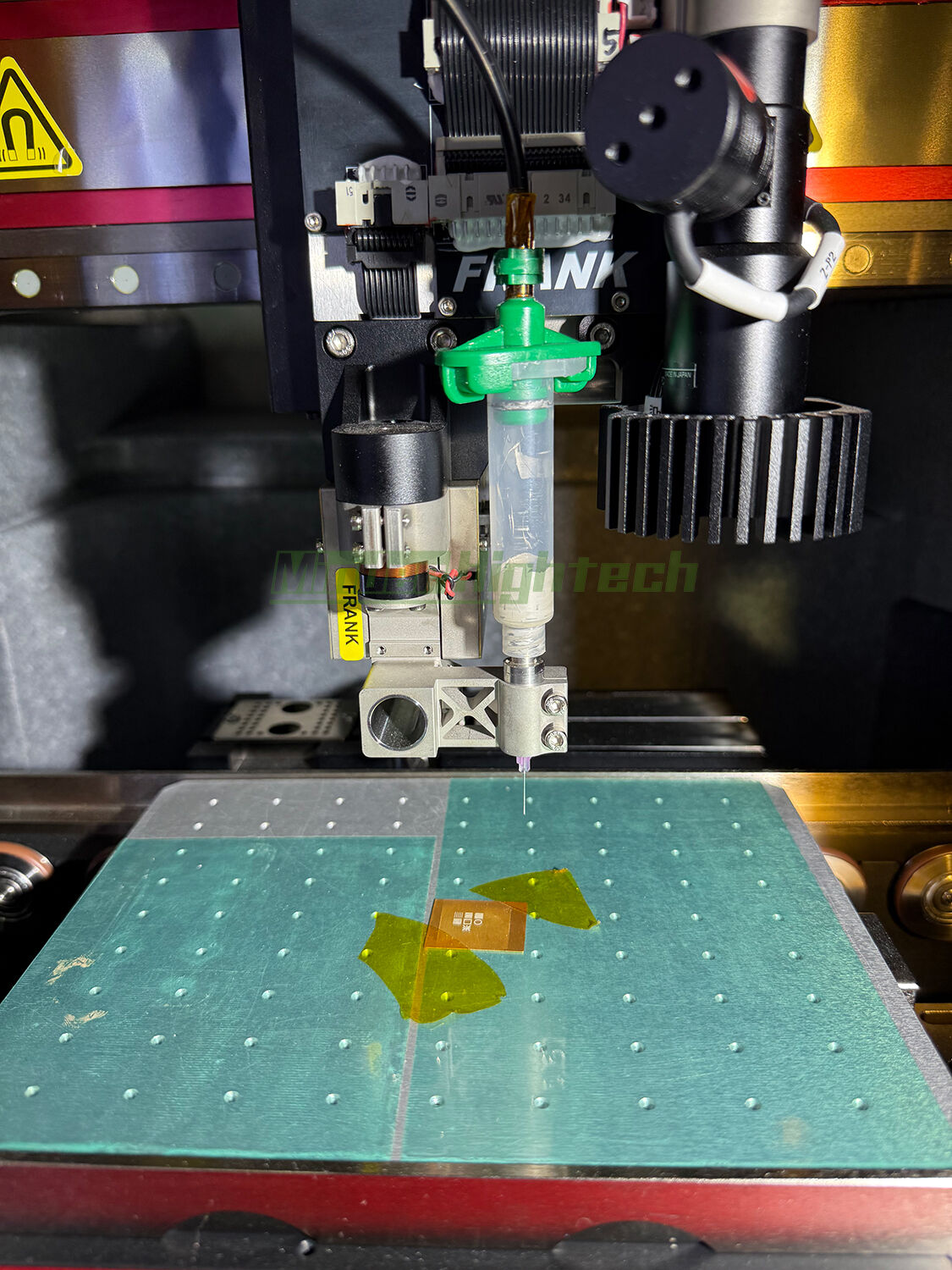 High Speed and Precision Dispenser