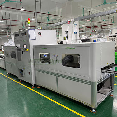 Уређај за обраду површине плазме са више глава