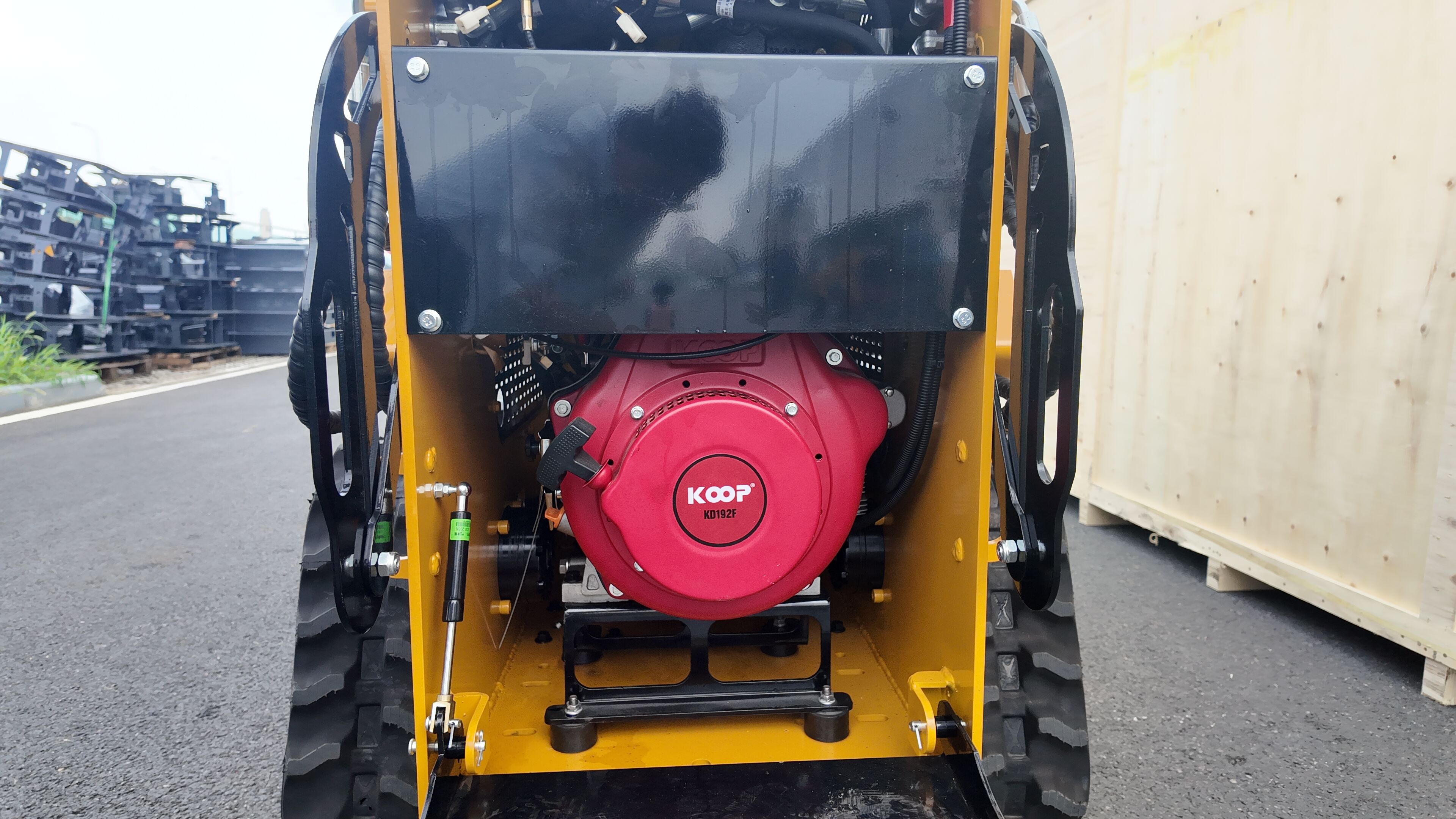 Logway 耐久ミニディーゼルローダー：過酷な現場条件に耐える設計