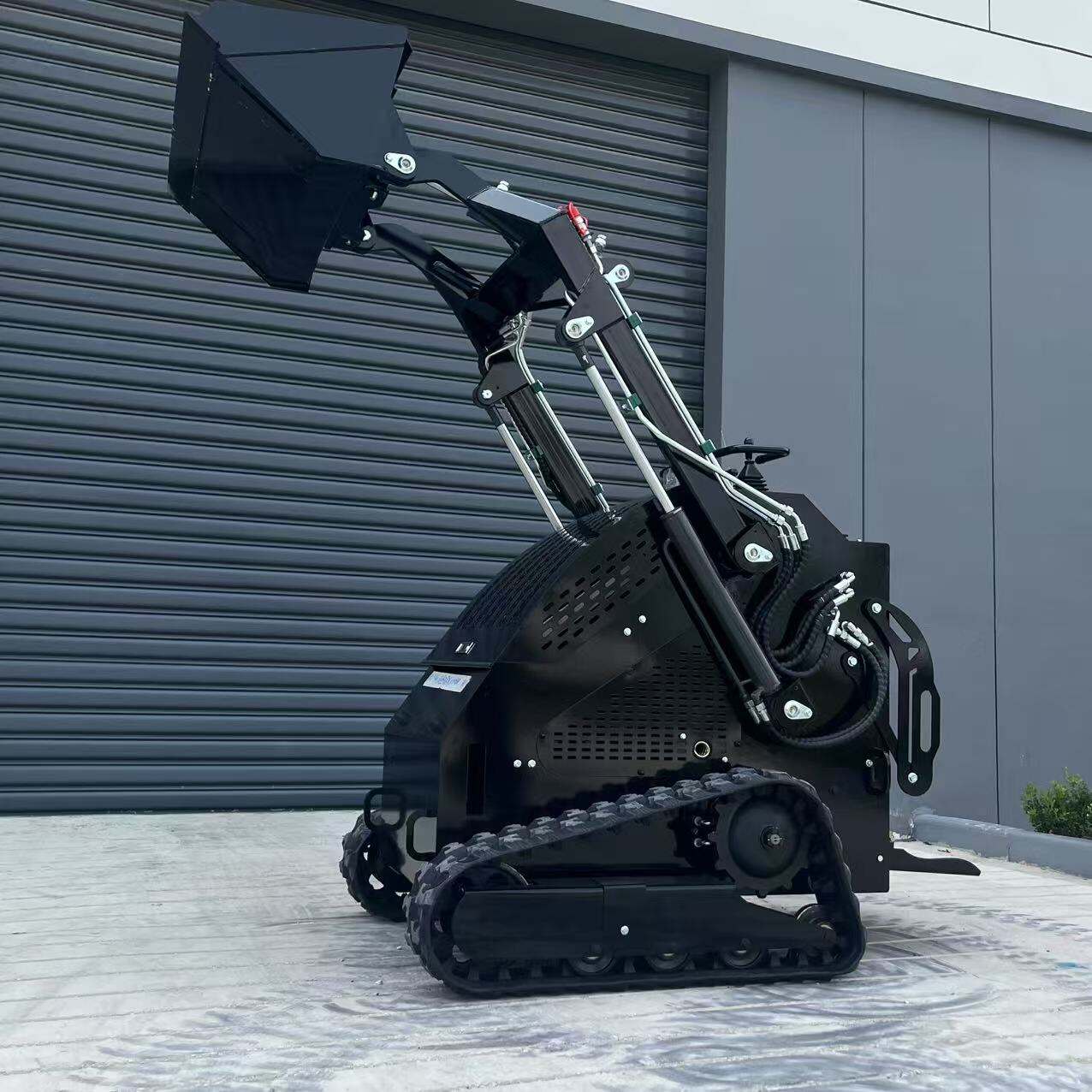 Зв'язатися з нами