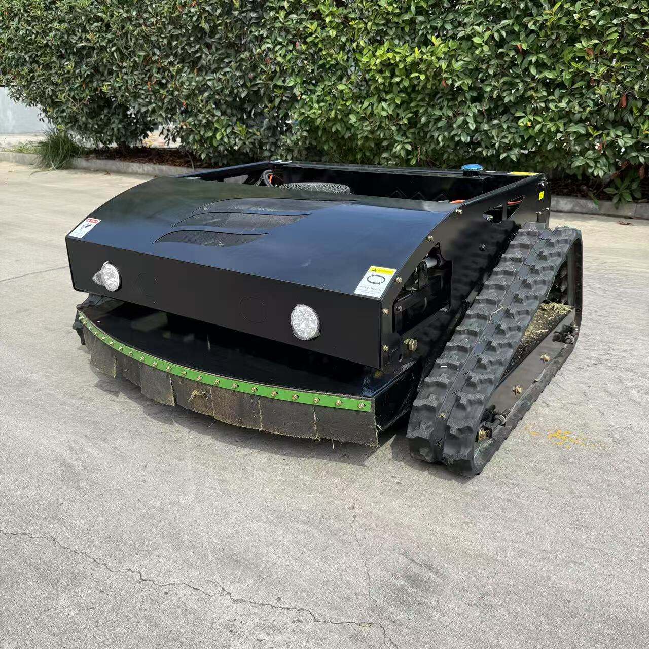 Зв'язатися з нами