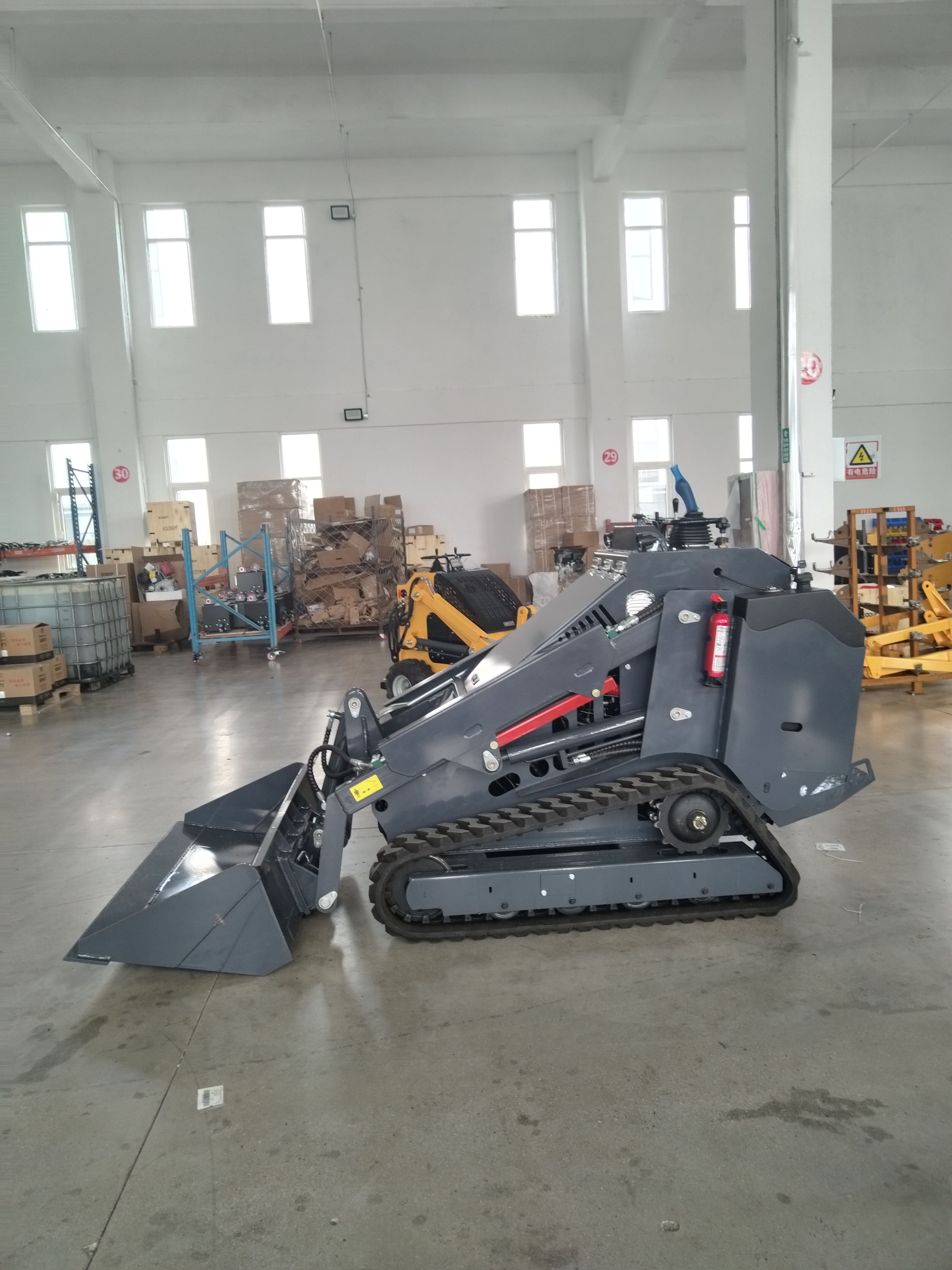 Зв'язатися з нами