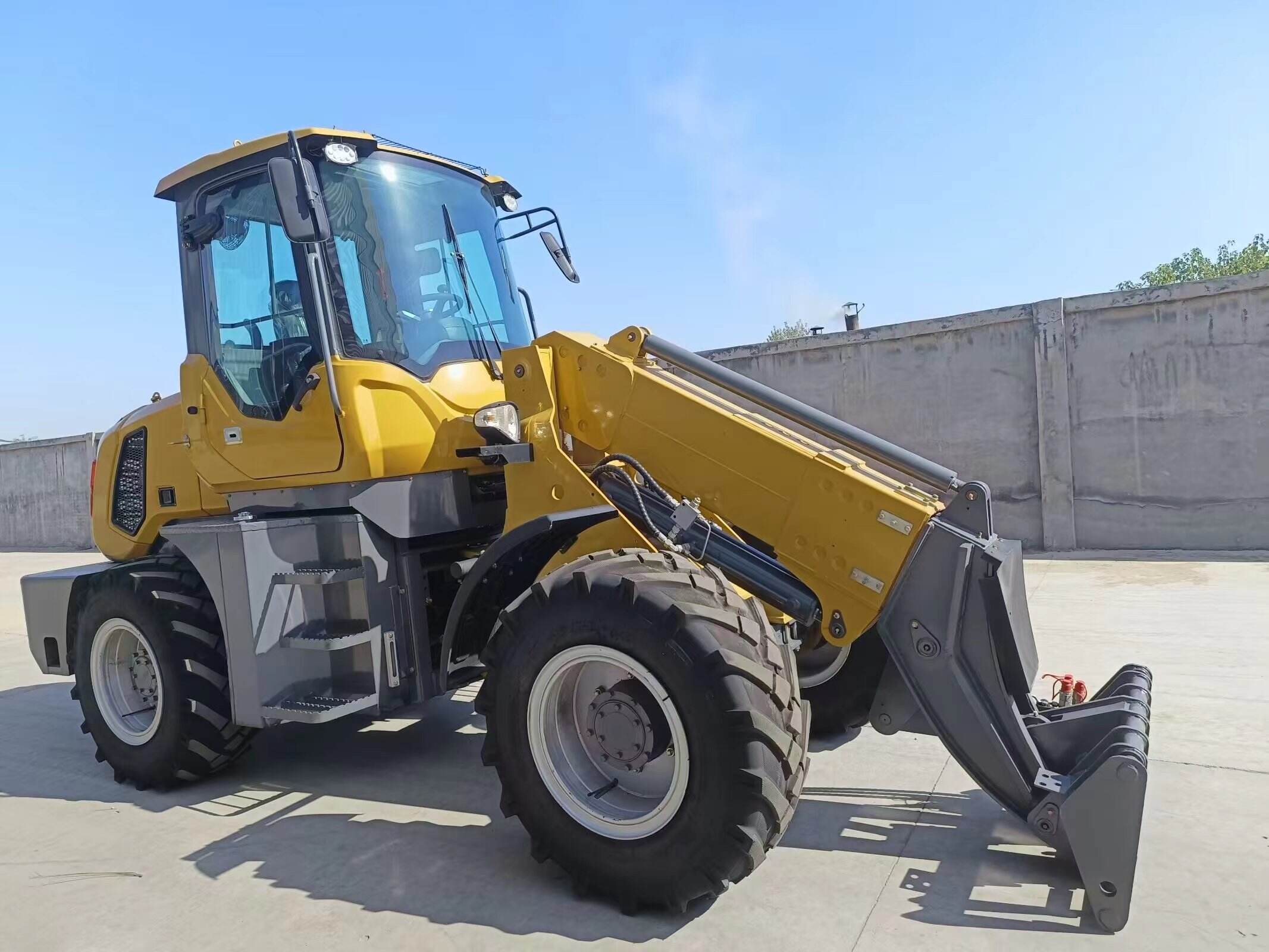 Cargadores telescópicos Logway fiables para trabajos exigentes