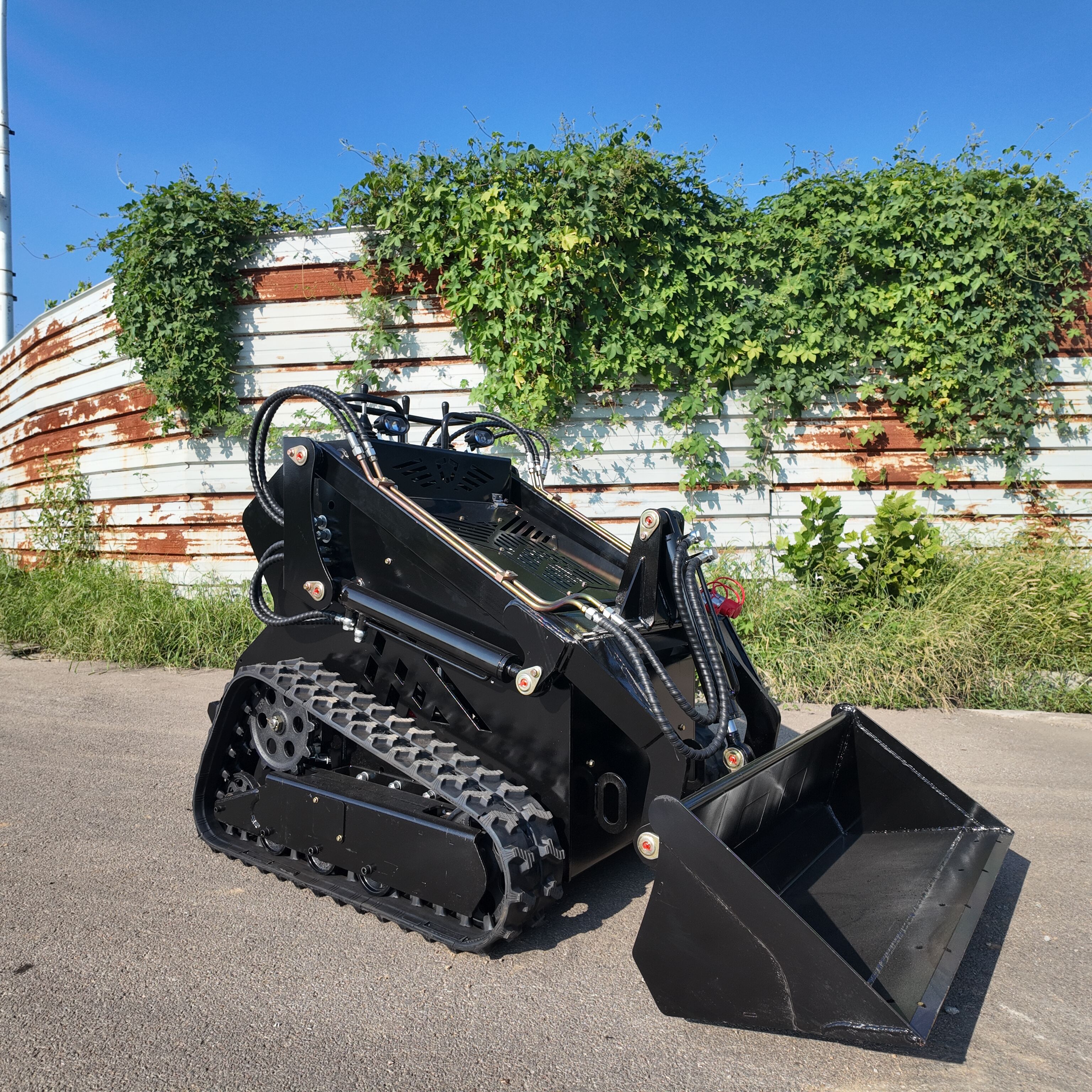 스키드 스티어 가격은 얼마나 될까? Logway는 뛰어난 가치와 성능을 제공합니다