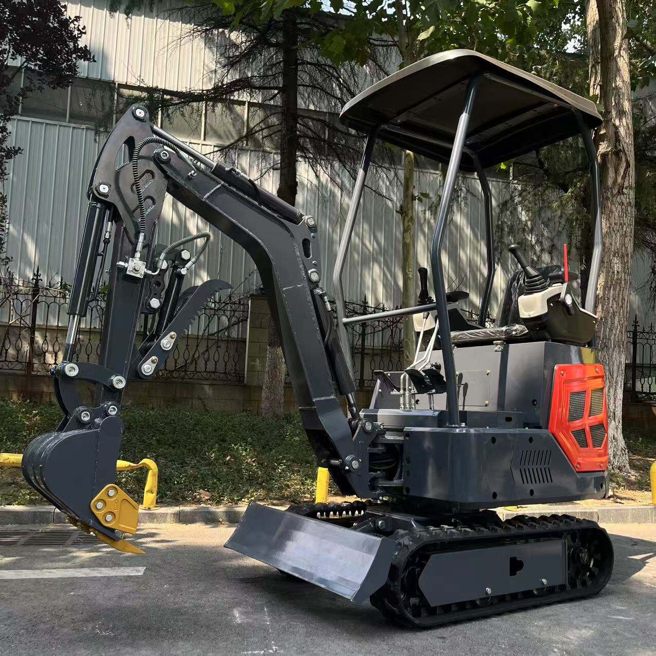 Зв'язатися з нами