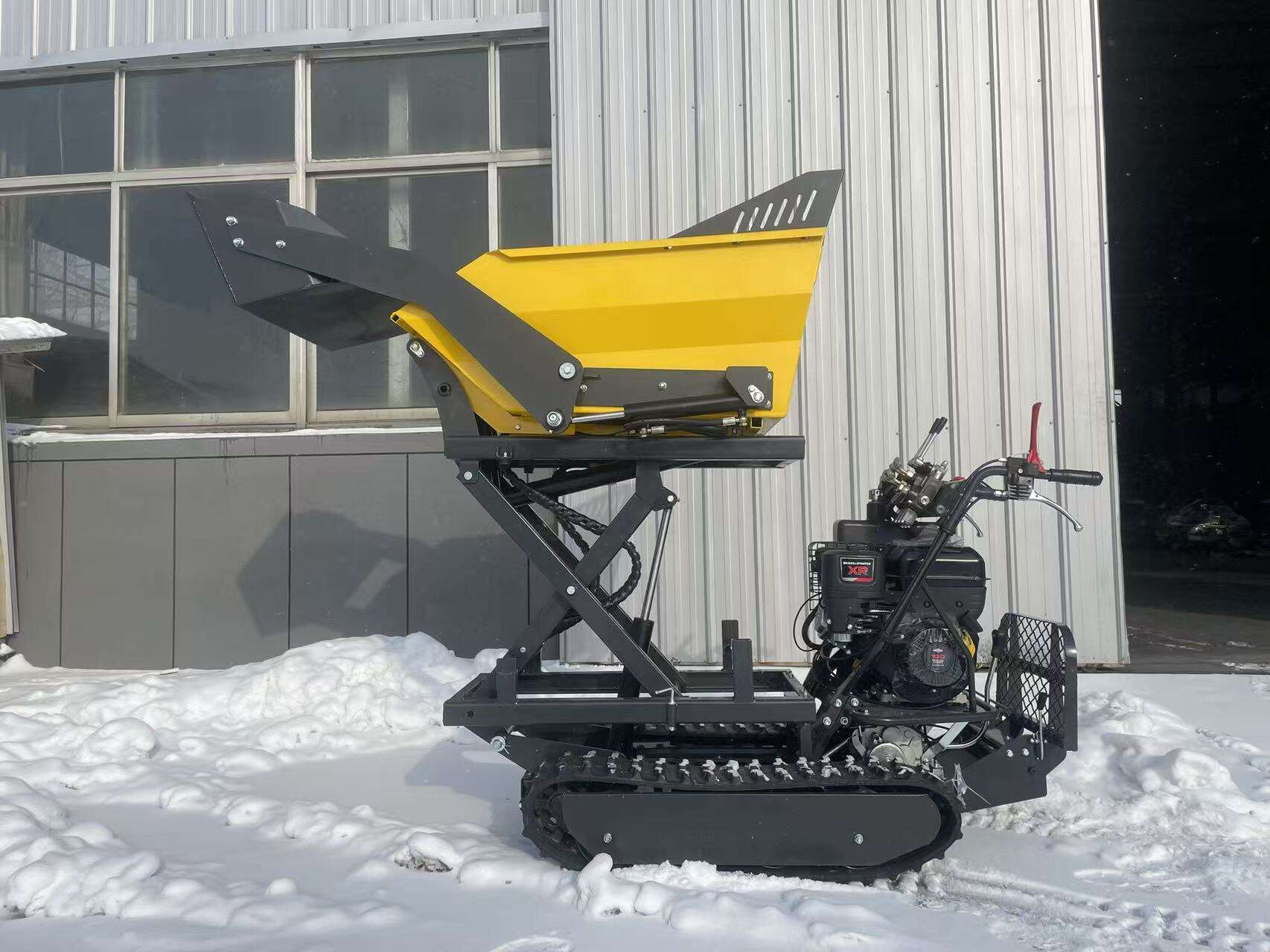 Logway Elektrischer Minibagger Modell: Leise, emissionsfreie Materialtransportlösung