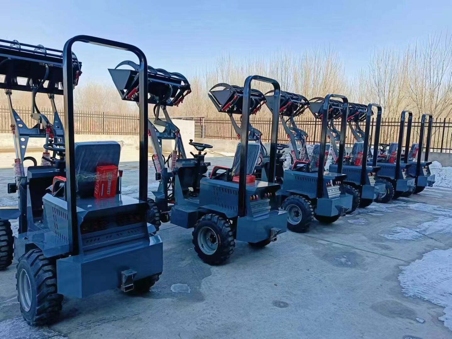 Зв'язатися з нами