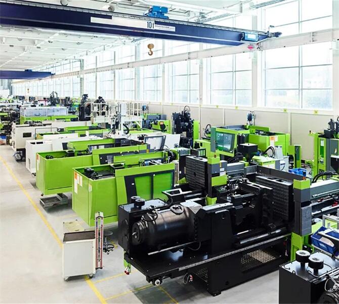 Injection Molding Machine