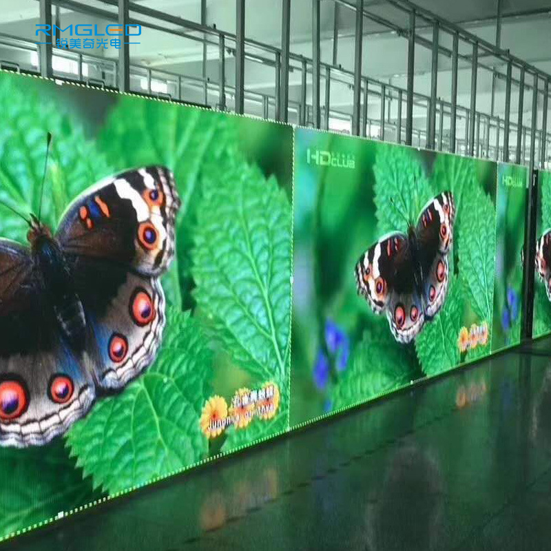 원격 LED 광고 화면의 실시간 작동 상태를 어떻게 모니터링할 수 있나요?