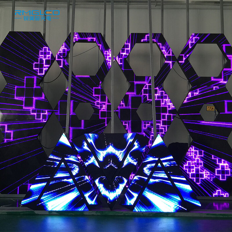 Трансформирайте Събитията си с нашите LED DJ Кабини