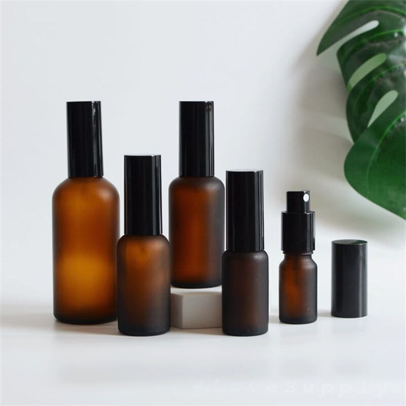 ເປັນຫຍັງຍີ່ຫໍ້ນ້ຳມັນຄຳທີ່ສຳຄັນສ່ວນໃຫຍ່ຈຶ່ງເລືອກຂວດແກ້ວສີນ້ຳຕານ