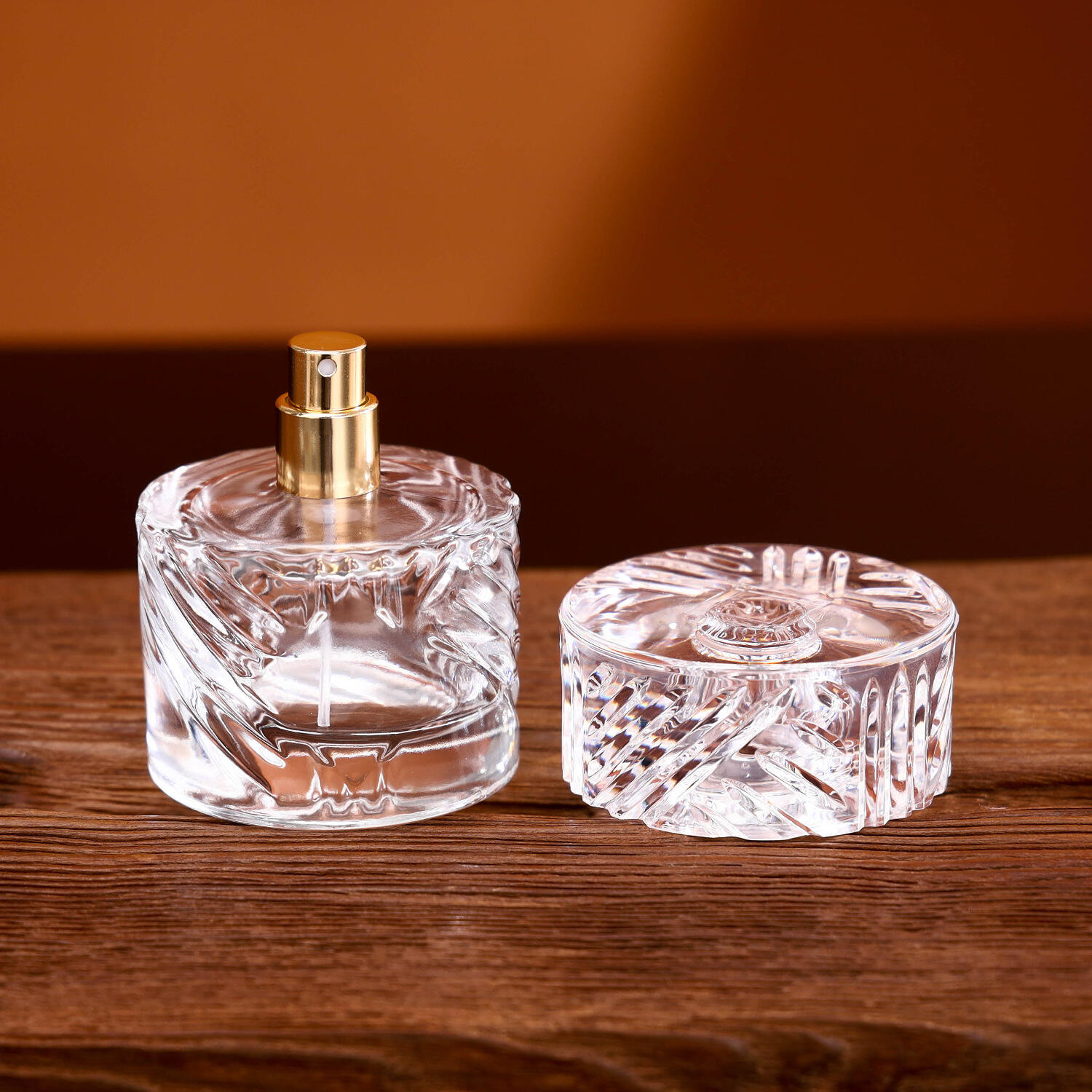 yüksek Kaliteli Kapaklı 50ml Yuvarlak Kalın Cam Parfüm Kutusu