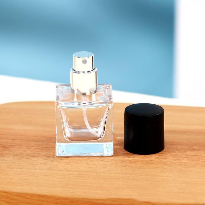 18ml Kare Cam Parfüm Şişesi
