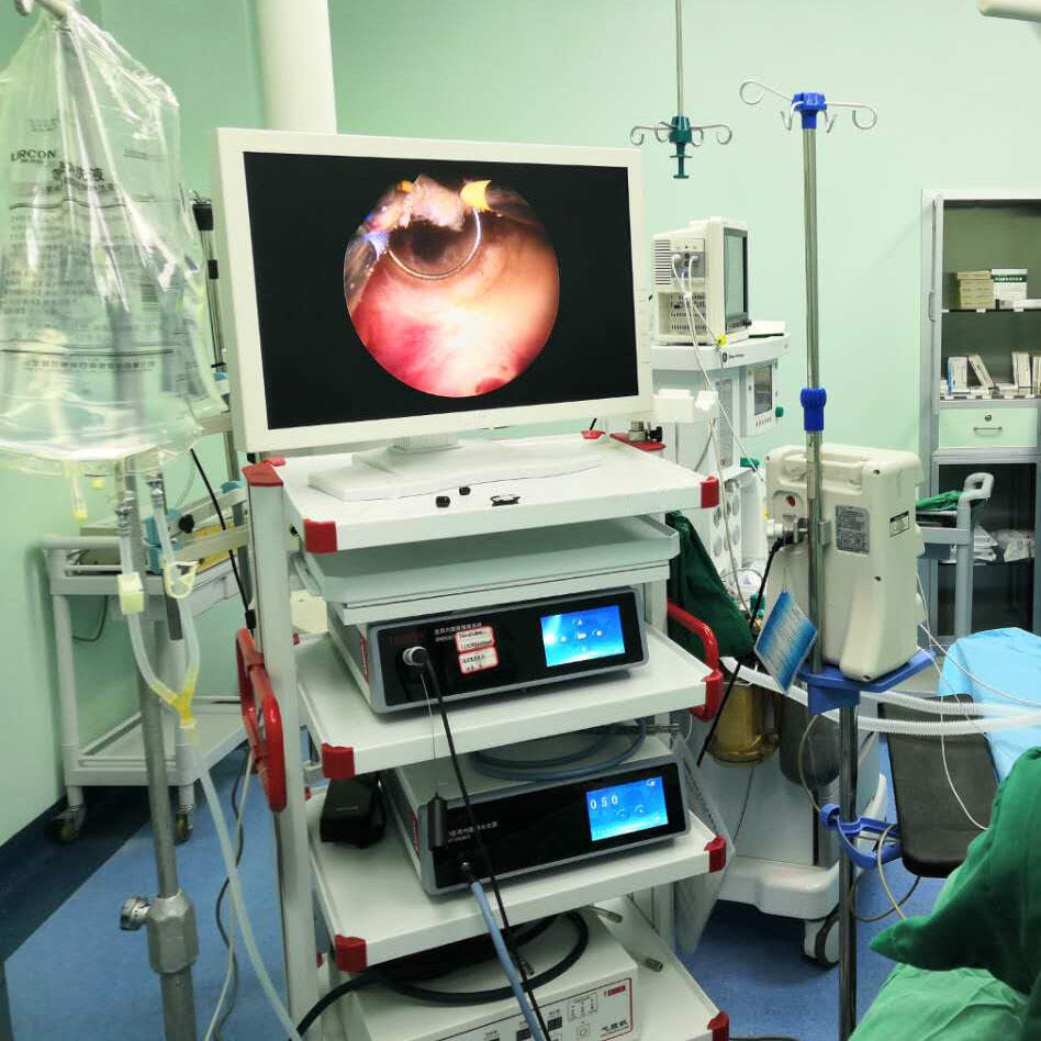What Components Make Up a Complete Laparoscopic Surgery System?
