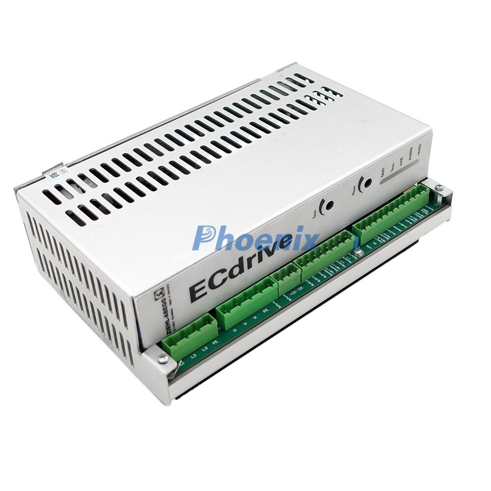 7(6670b6bbd2).jpg