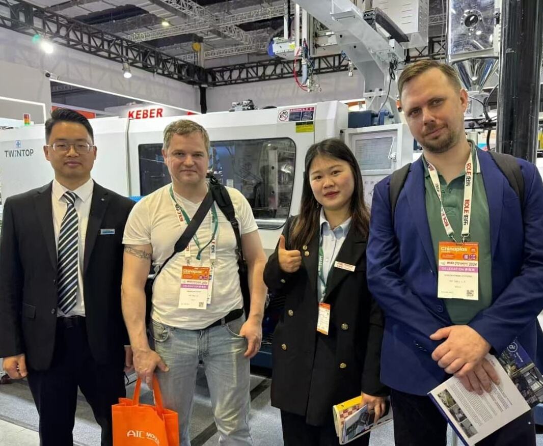 Successfully Attends the Canton Fair, Showcasing Injection Molds and Plastic Products