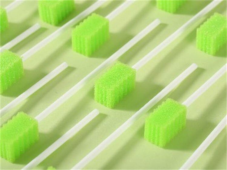 Tooth-Shaped Sponge Swab 02.jpg