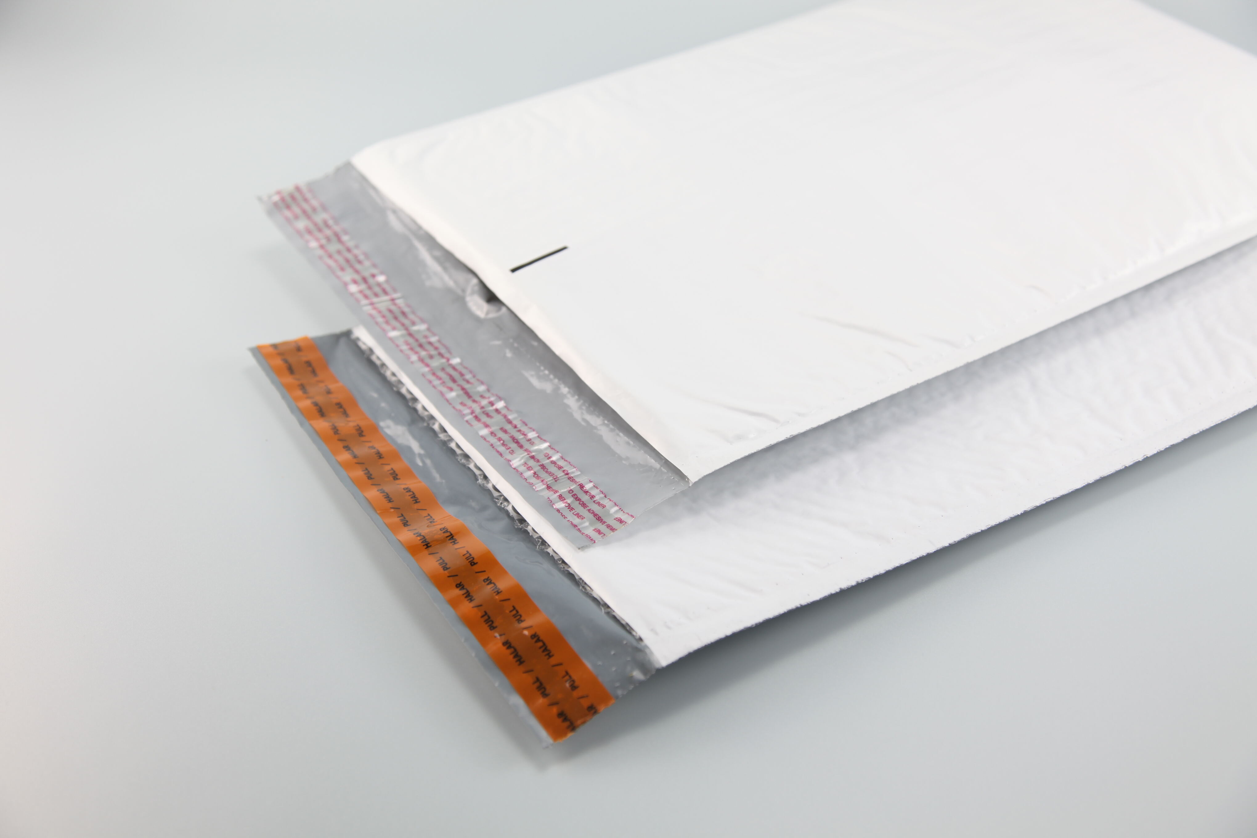 How Do Bubble Envelopes Compare to Paper Envelopes in Protection ...