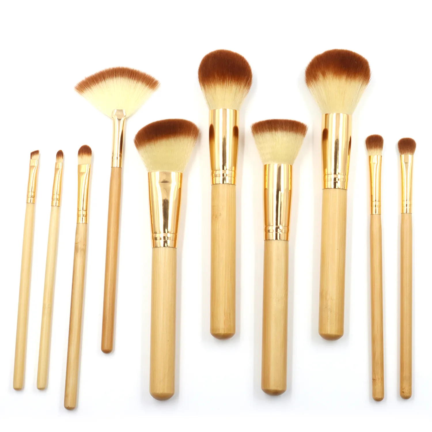 Compact and Complete: The Travel Makeup Brush Set for Flawless Application 