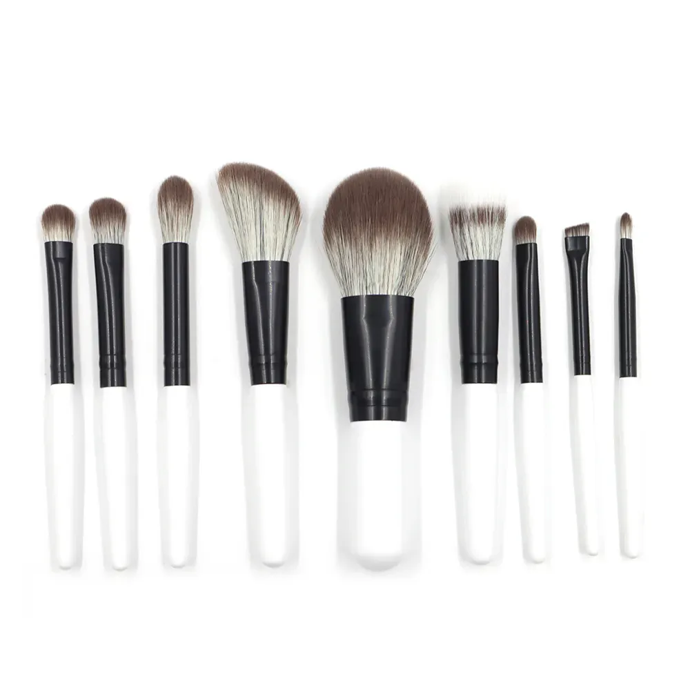 Mejora tu rutina de belleza con un set de brochas de maquillaje