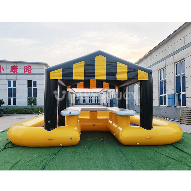 Larg dhe i Larg Pool Bar me Ujë Influeshme me Katra për Larg dhe Festë të Verës