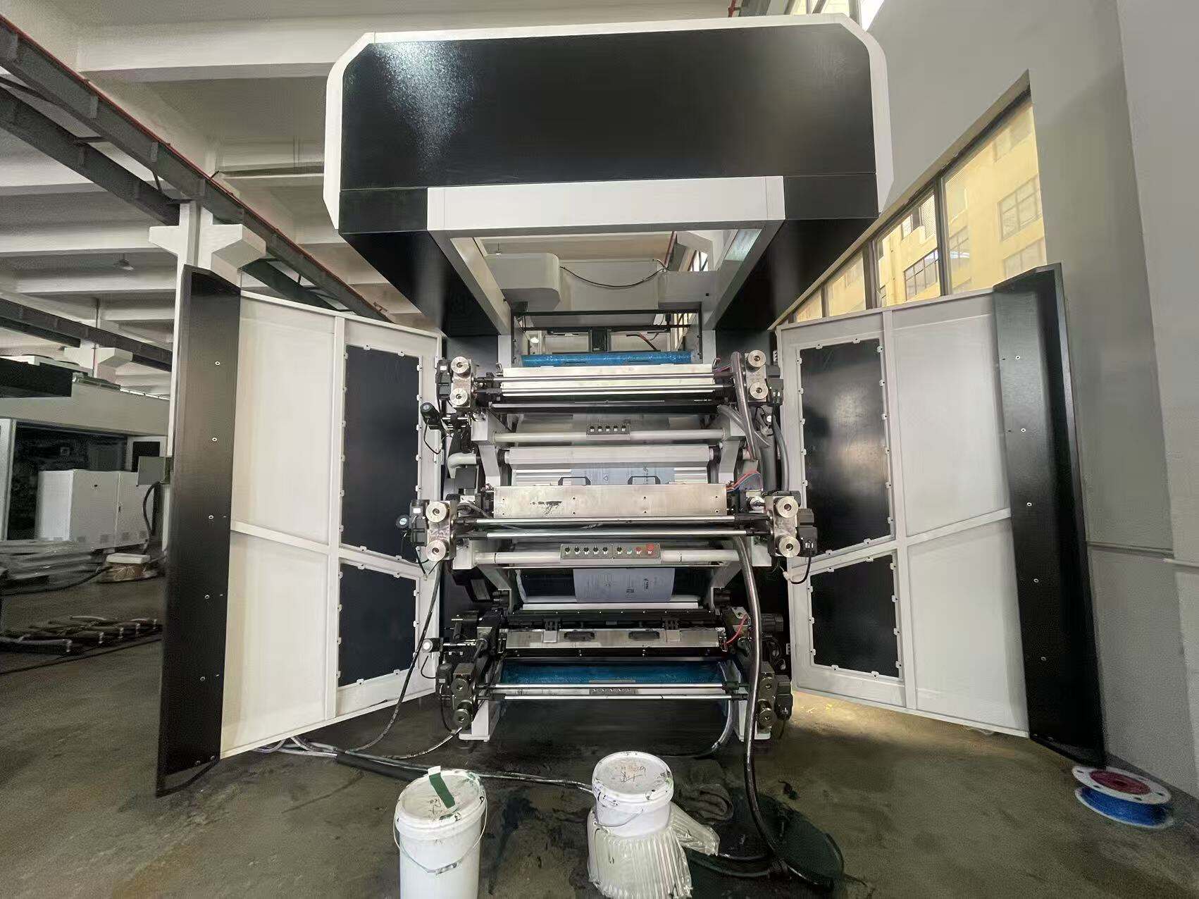 How many optional color combinations can multi-colours printing machine support for packaging customization?
