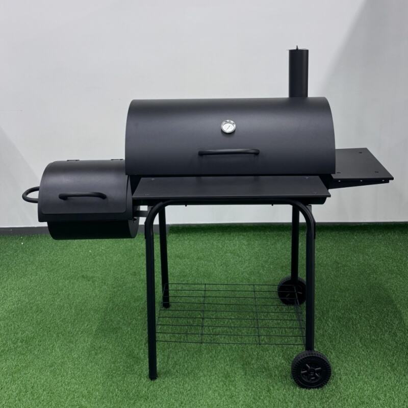 Opdag den ultimative BBQ-grill og rygerkombination for uforglemmelige øjeblikke