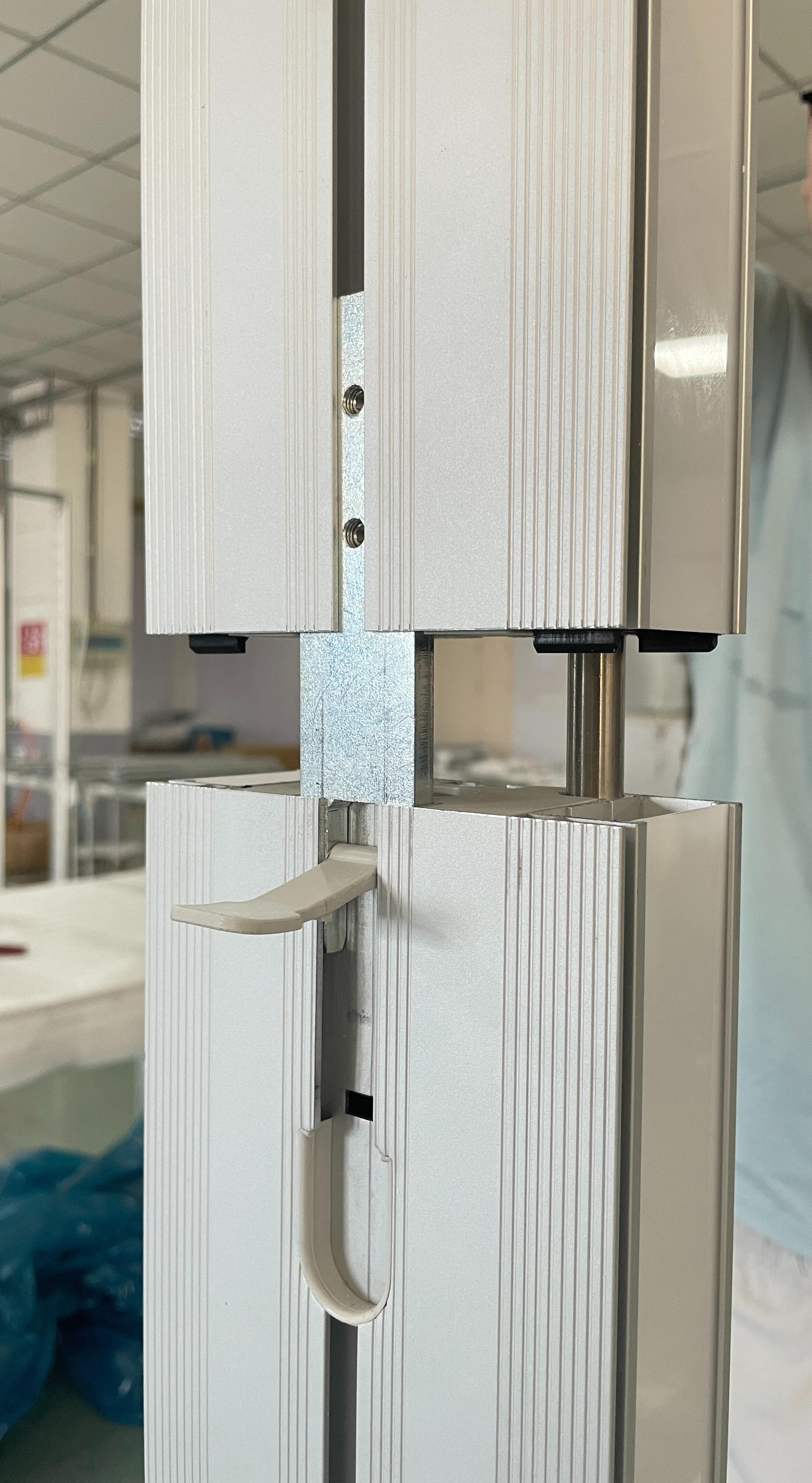 Lintel RGB Led Frame tool-free assembly.jpg