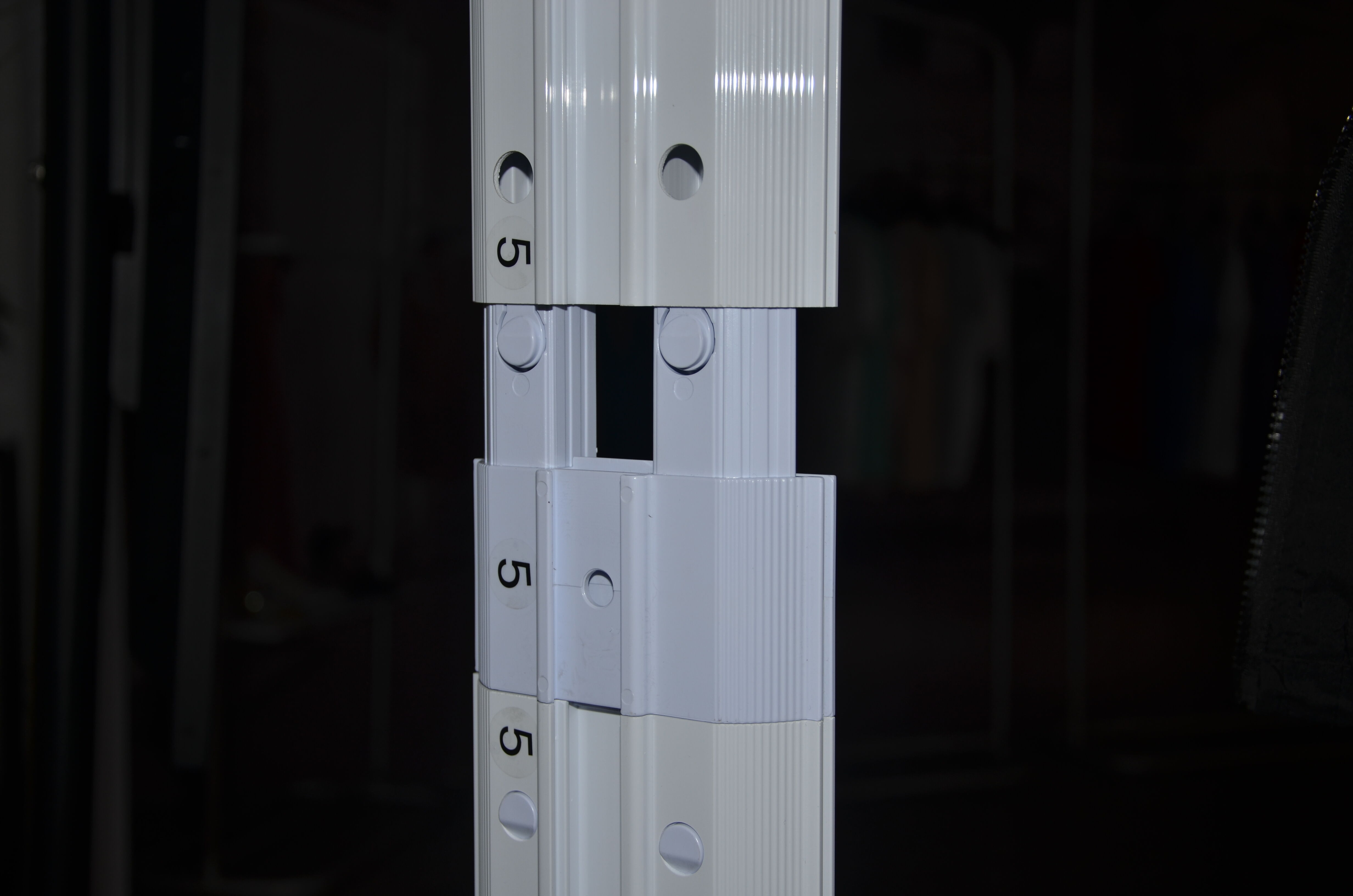 Lintel Global Patent Slide-In-and-Lock seg light box structure.JPG
