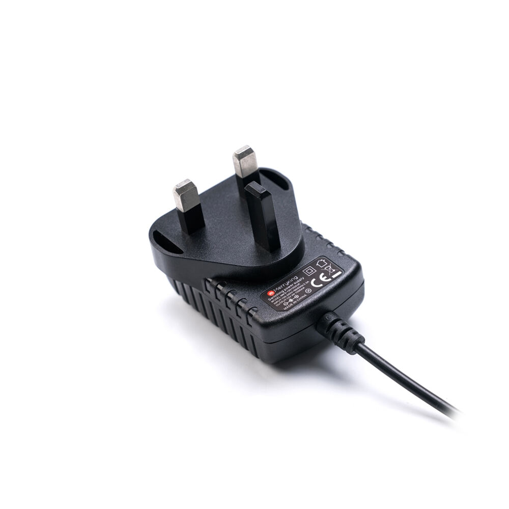 UK Plug 5V 2.4A Wall-mounted Power Adapter