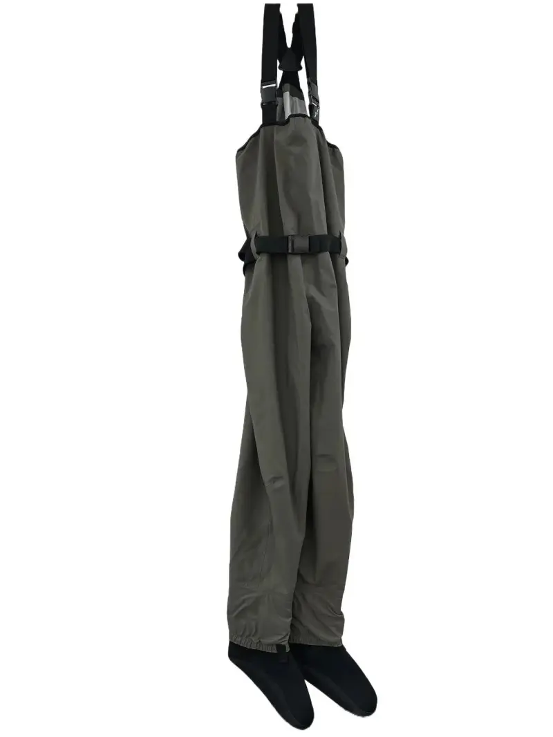 How to Select High-Quality Fly Fishing Waders for Bulk Orders