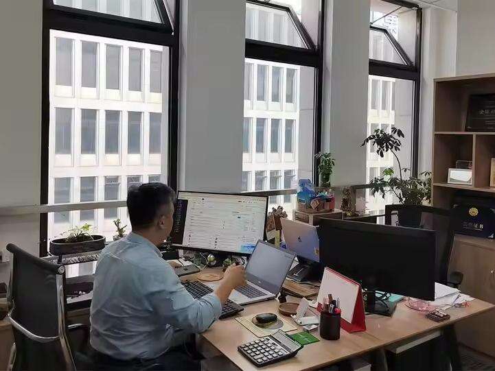 Shanghai Commercial Good Company: Un Veteran Exportator cu Peste 20 de Ani de Experiență își Extinde Prezența Globală