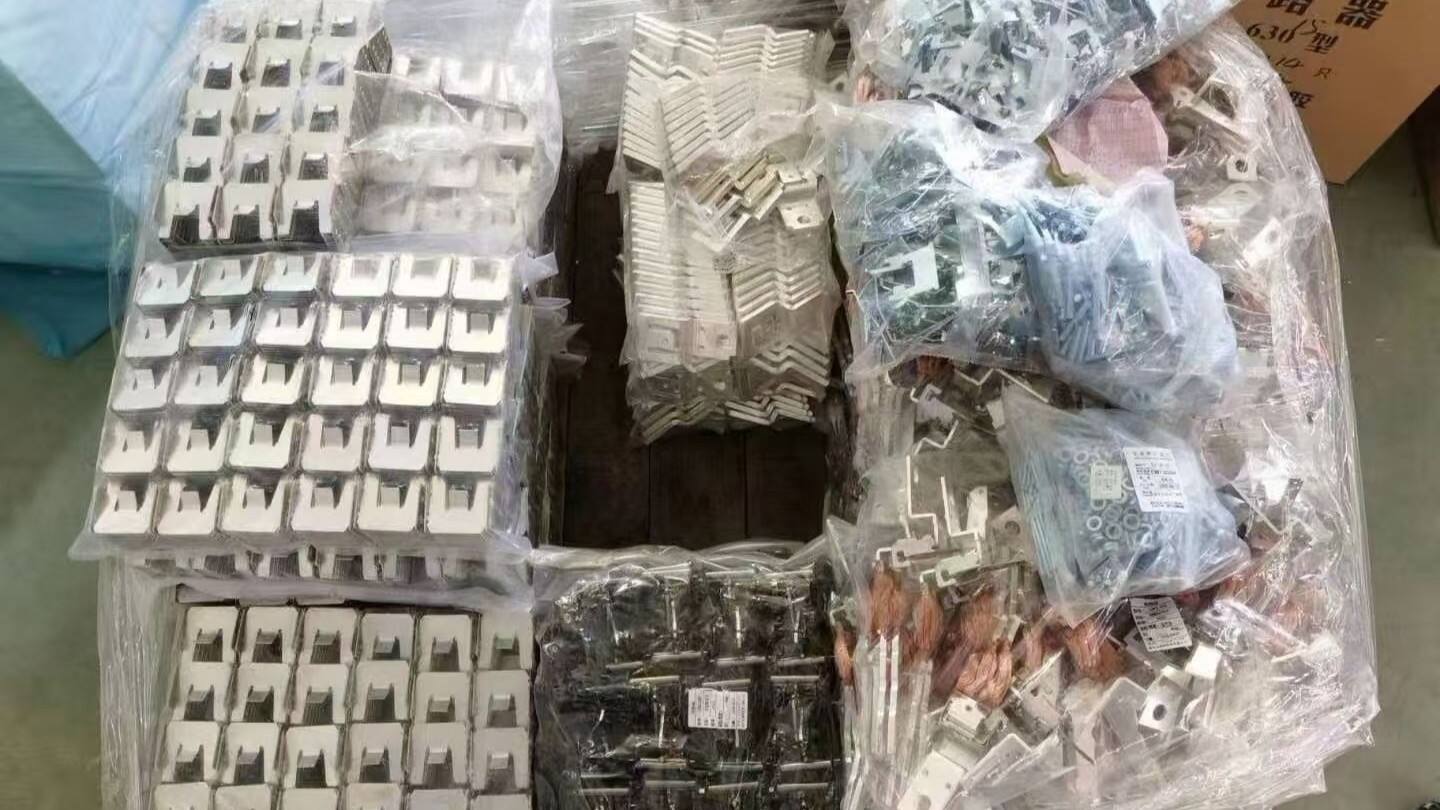 MTM1  3P/4P 63A-1600A  Molded case circuit breakers  AC MCCB factory