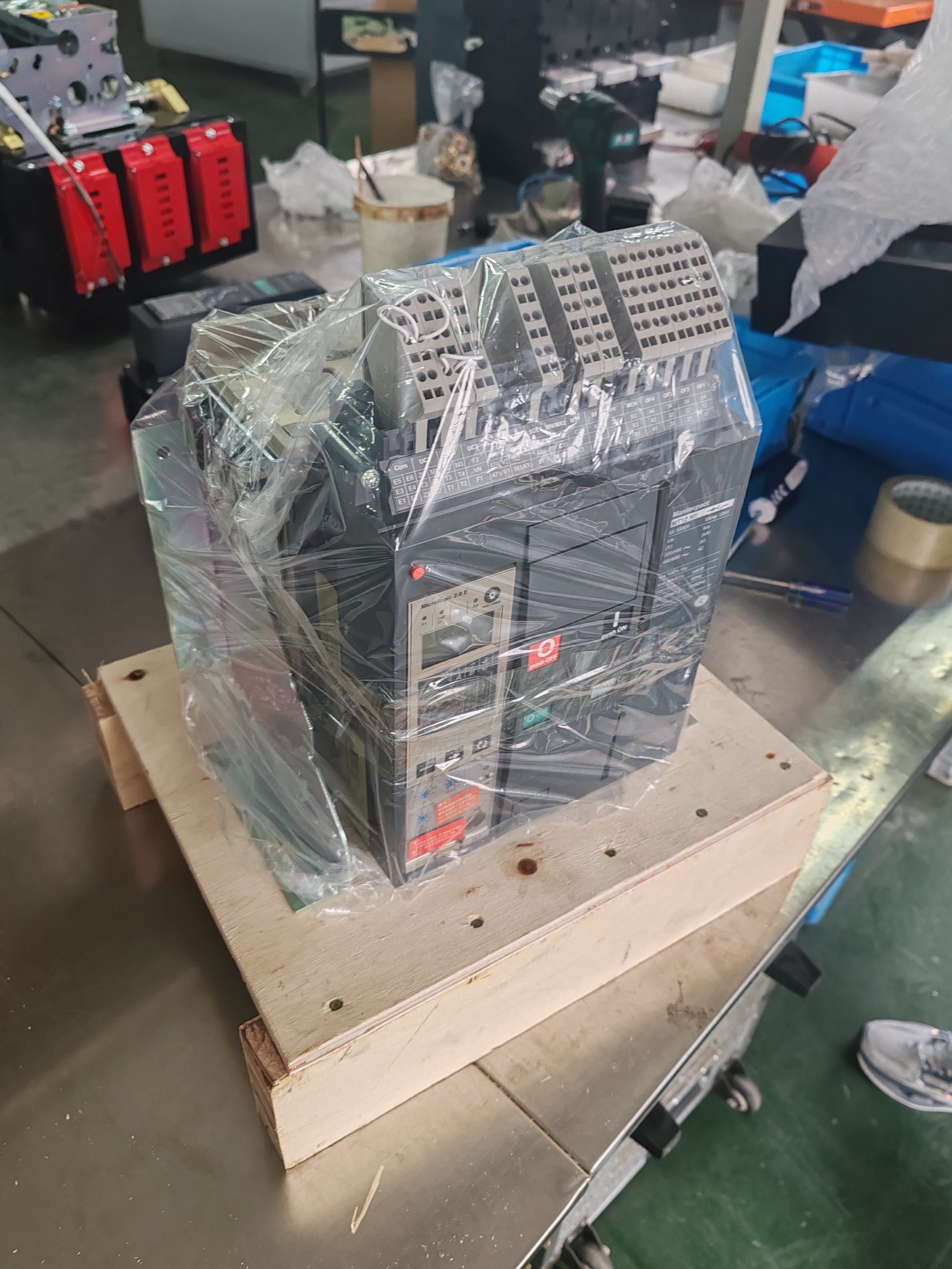 air circuit breaker acb 1600a 6300a fixed  drawout type-14