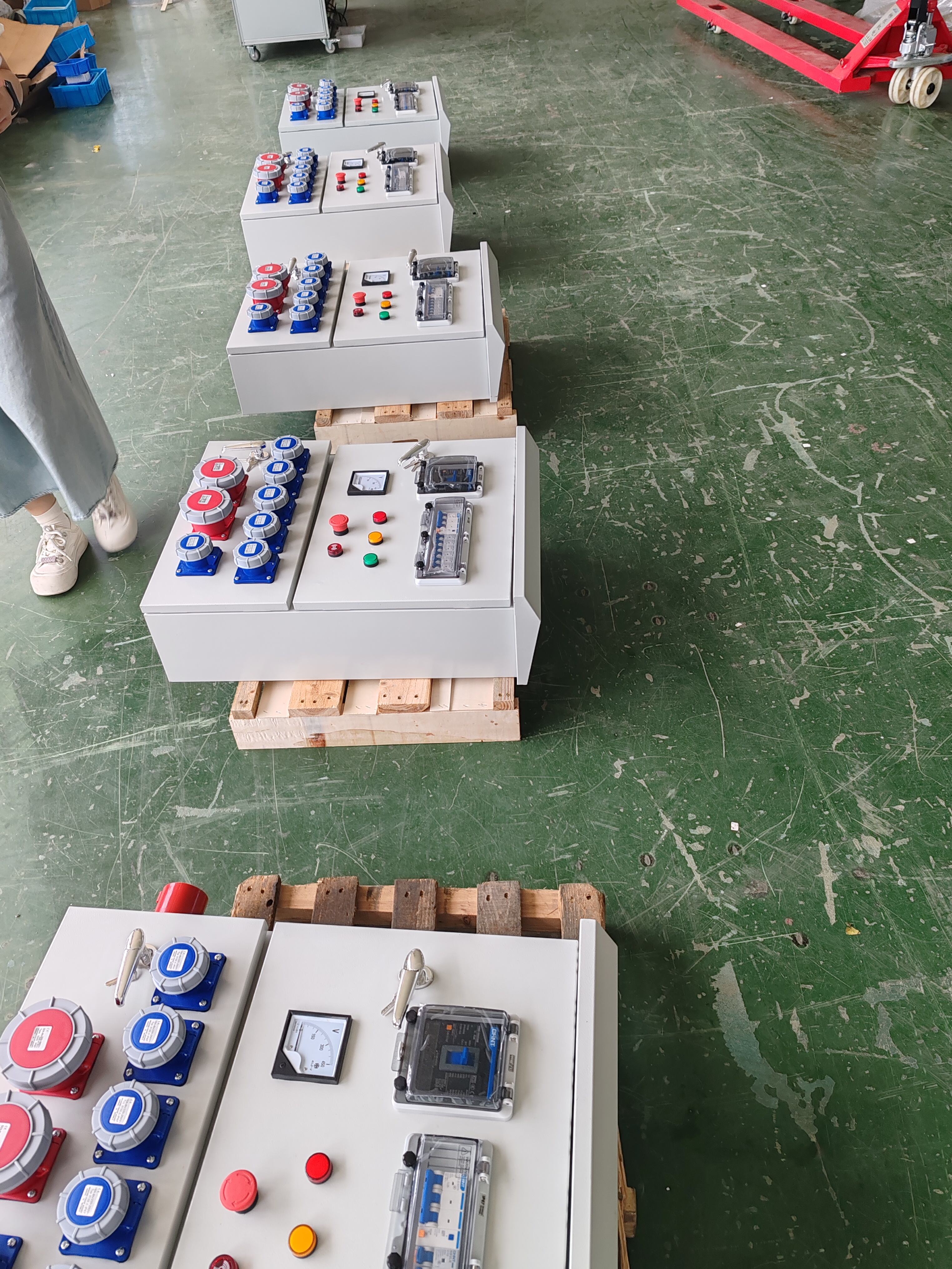 exterior weatherproof outlet cover